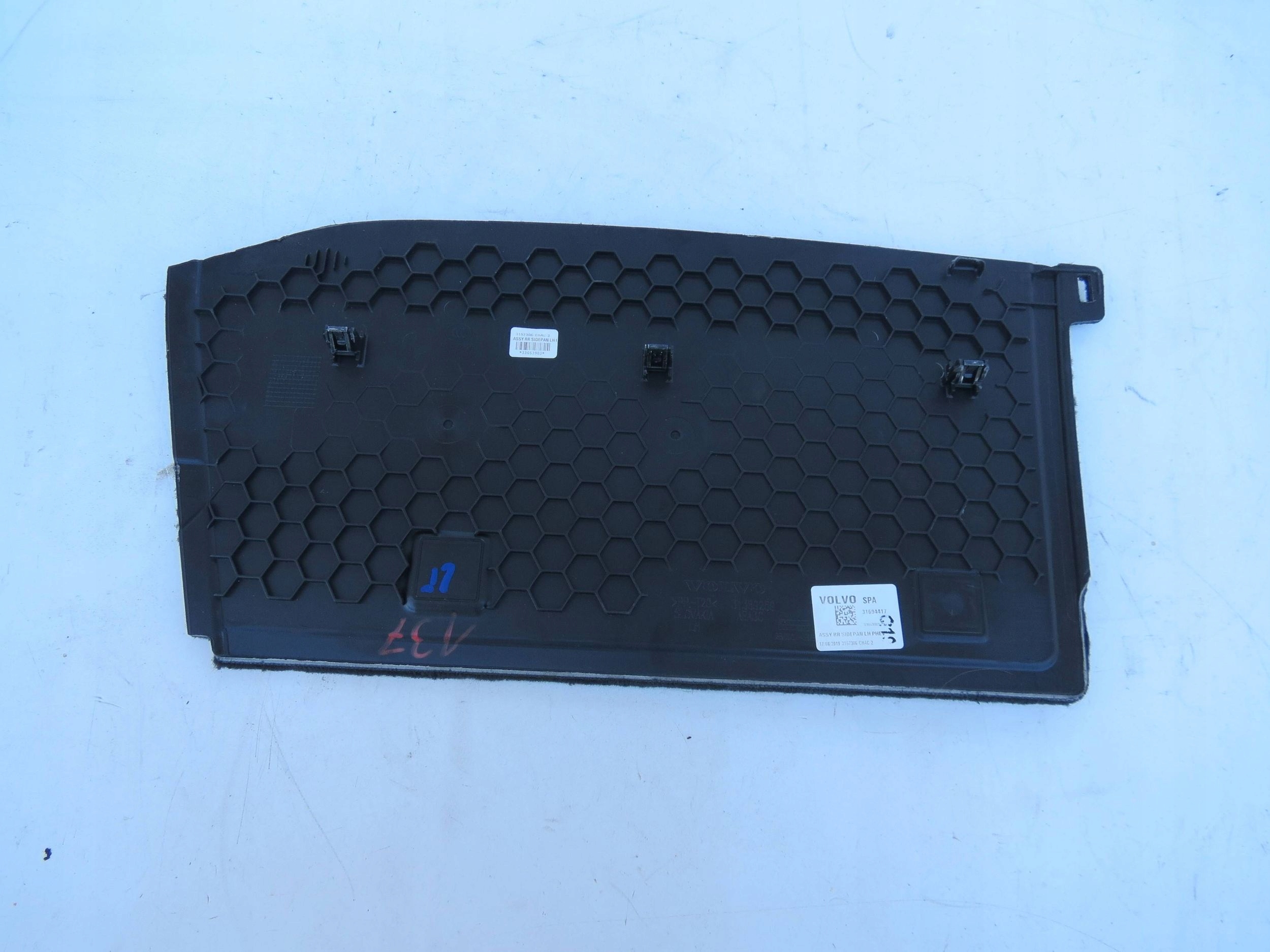 side upholstery boot VOLVO V90 T8 HYBRYDA 31389259