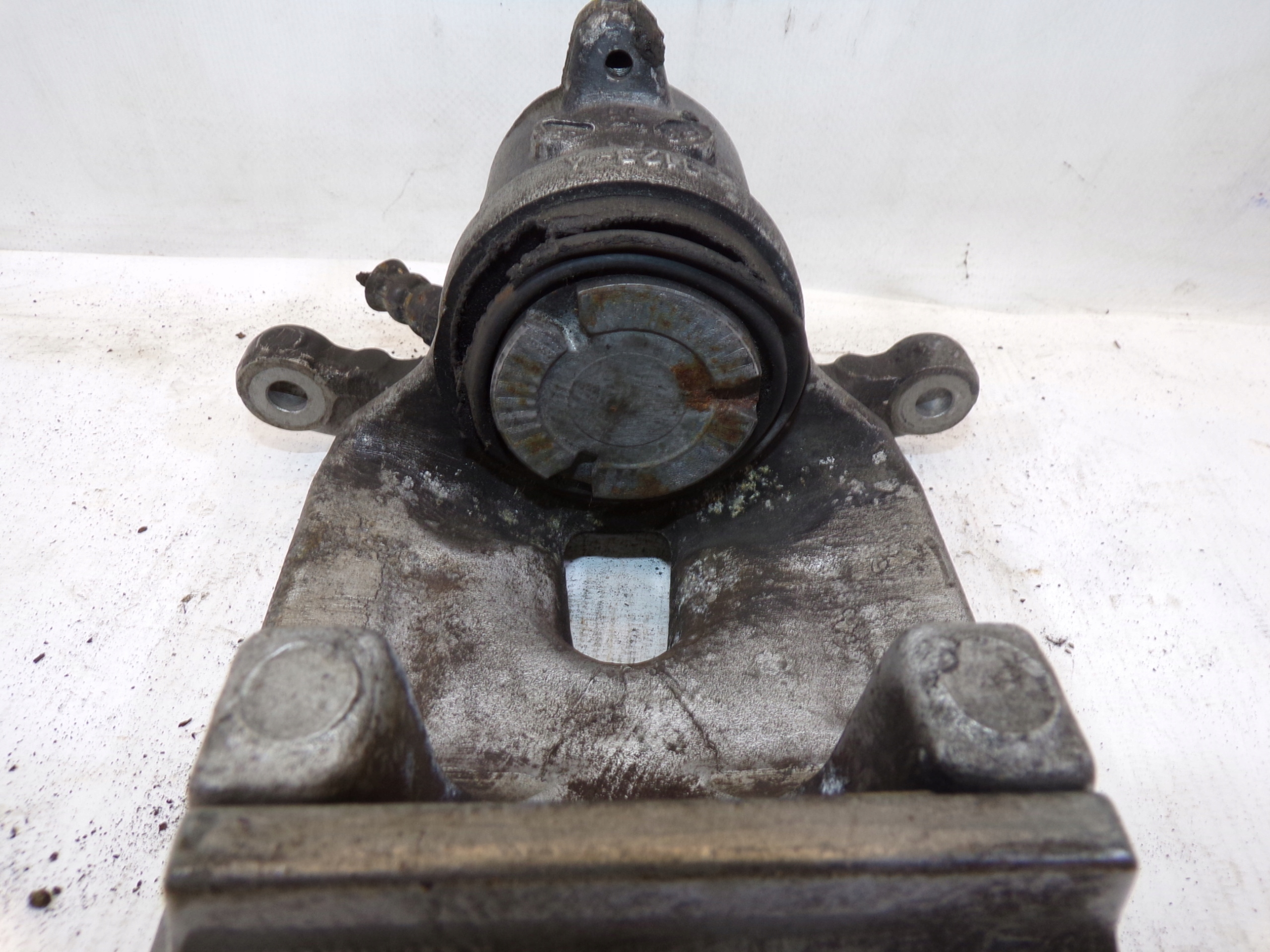 caliper brake left rear rear part MERCEDES SL R231 9123-A