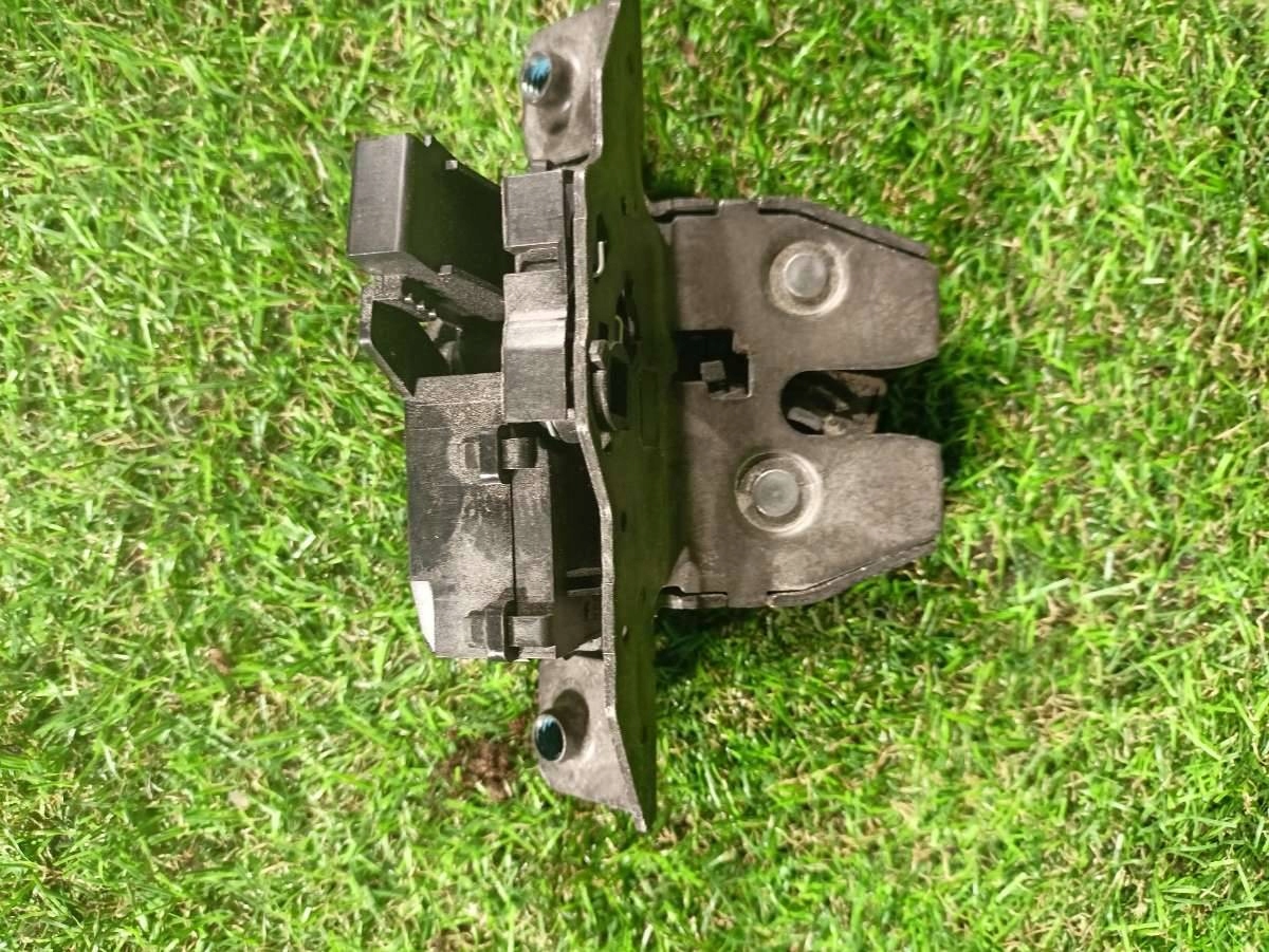 lock bonnet boot Chevrolet TrailBlazer 3 2021 13524683