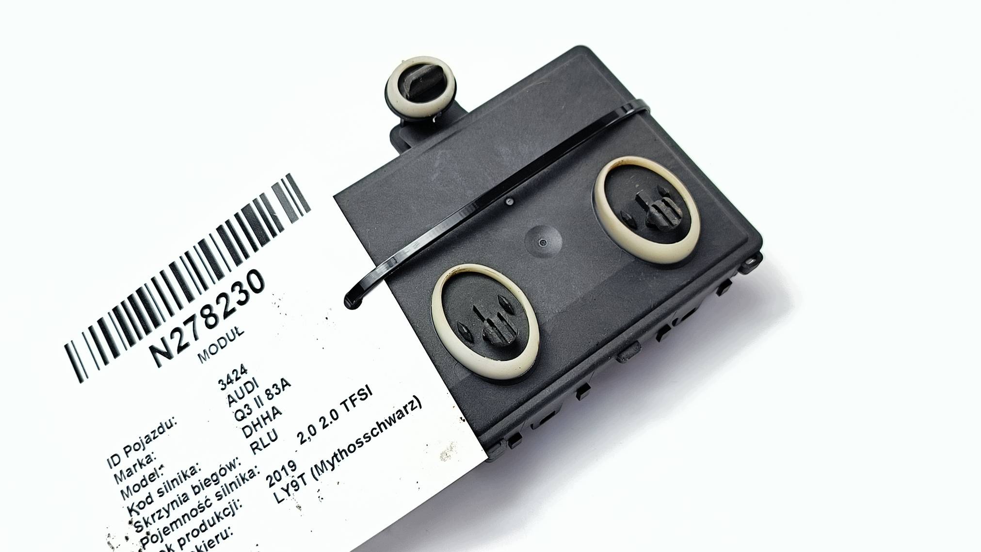 module 5Q0959592F door AUDI Q3 II 83A