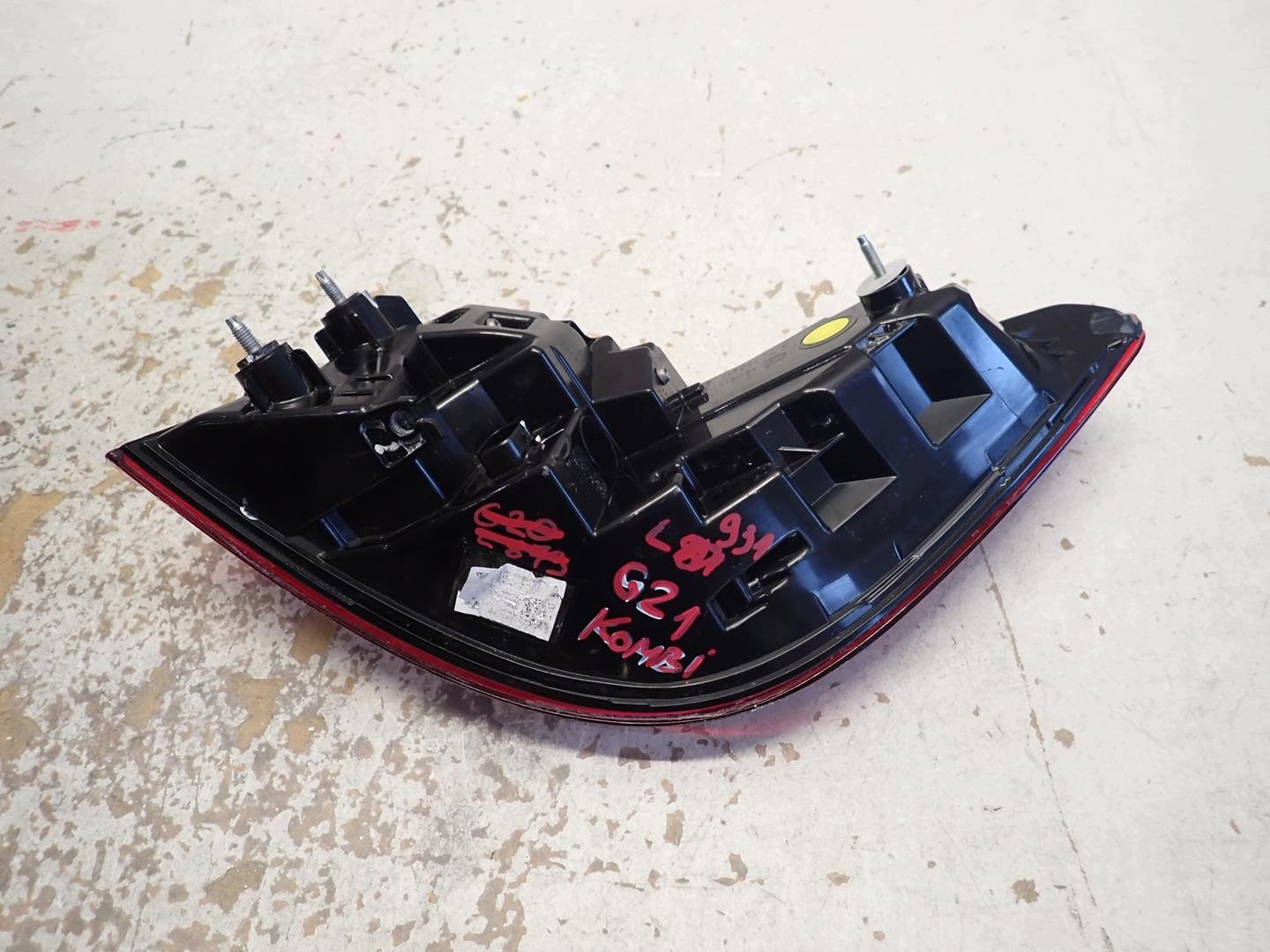 light rear part rear left BMW 3 G21 2018- KOMBI