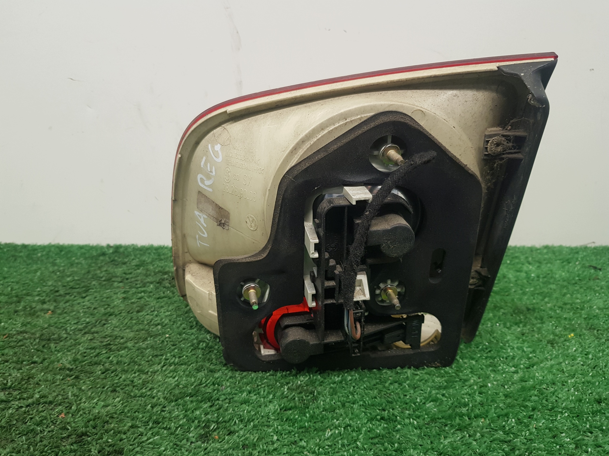 light left rear W KLAPIE VOLKSWAGEN TOUAREG