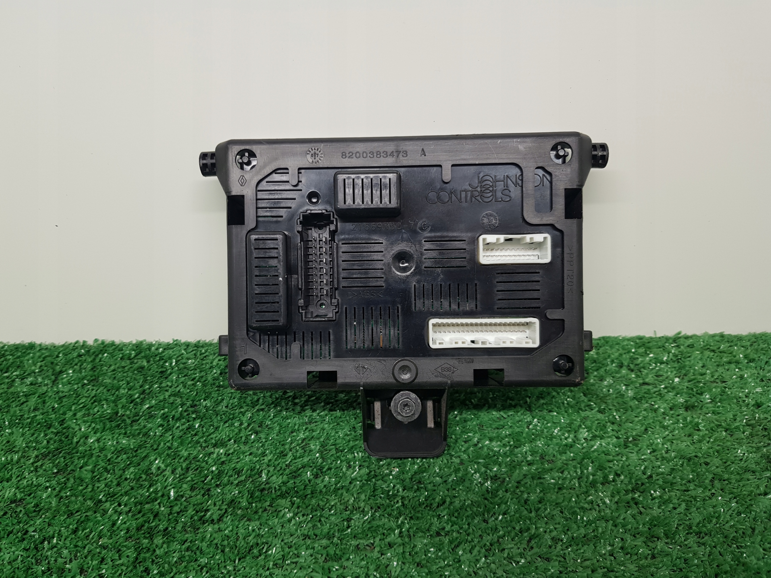 modulo Centralina BCM RENAULT CLIO 3 8200652284