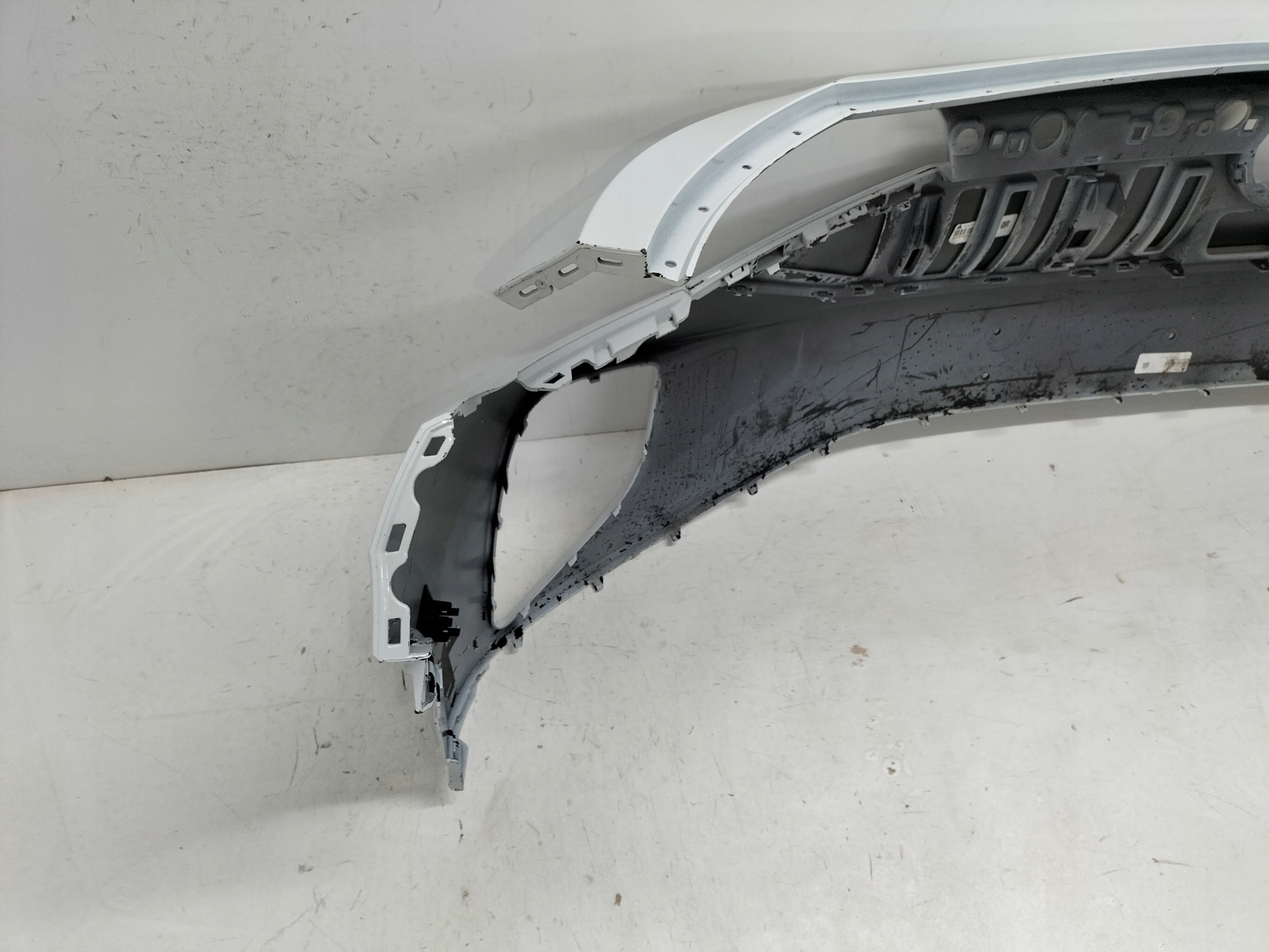 front bumper front VW ID4 20