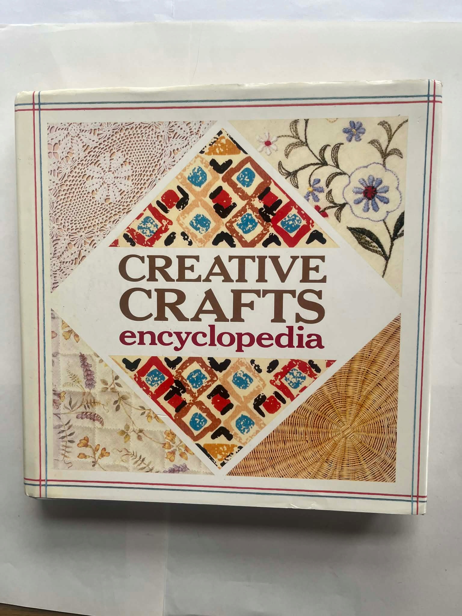 Creative Crafts Encyclopedia twarda