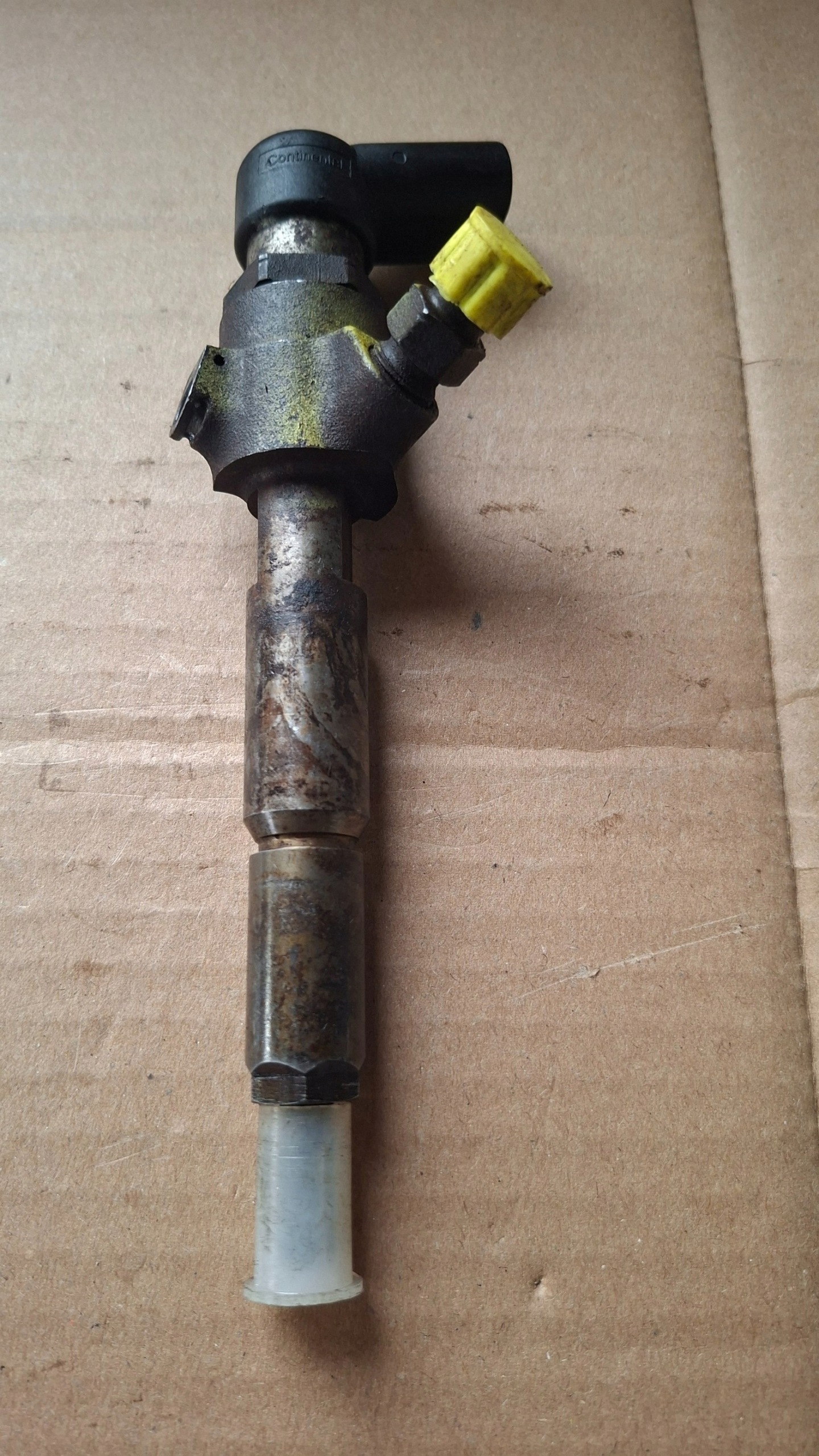 injecteur FORD 1.8TDCI SIEMENS 4M5Q-9F593-AD impression
