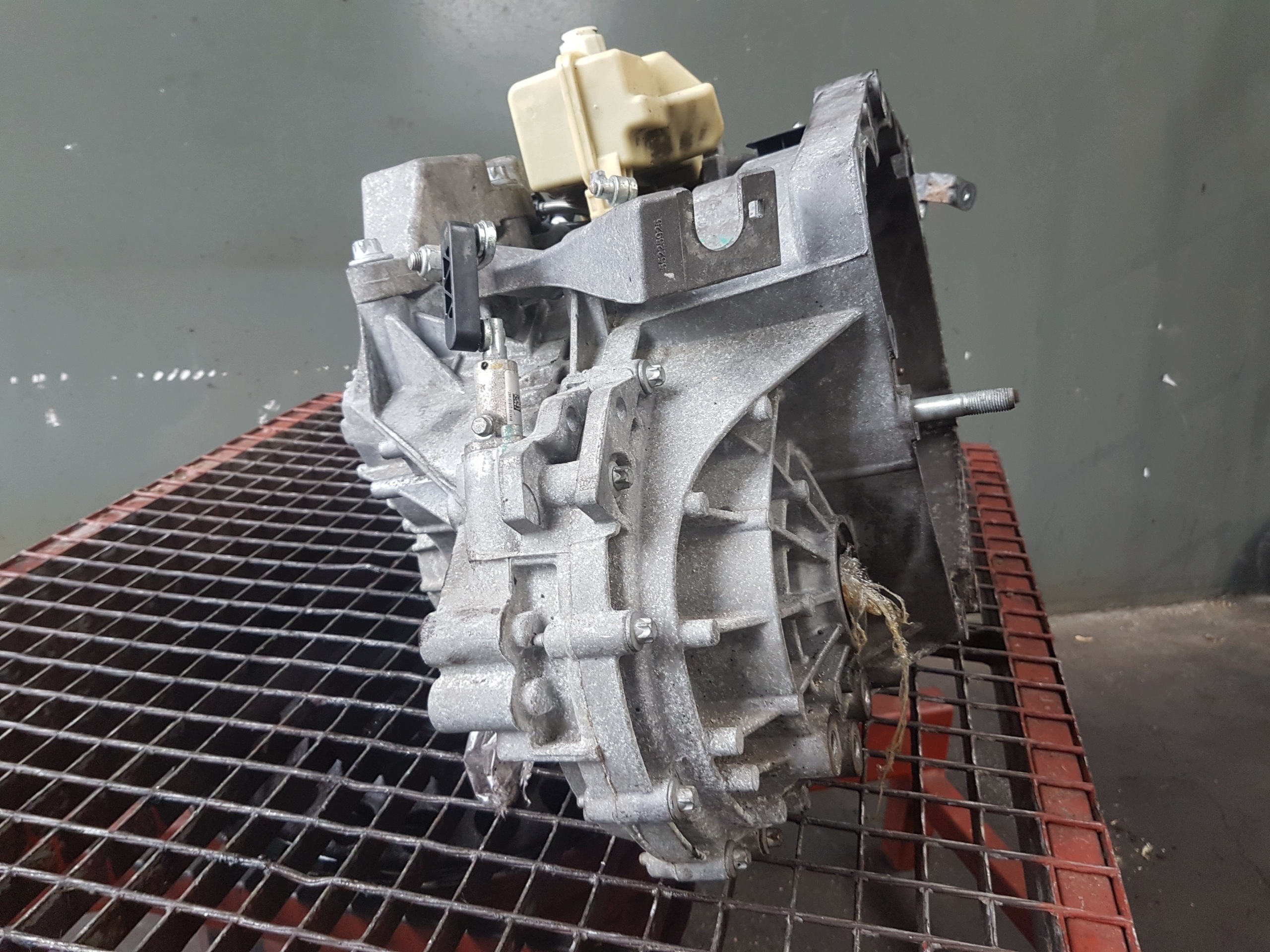 Getriebe ALFA ROMEO GIULIETTA 1.8 TBI 55264300