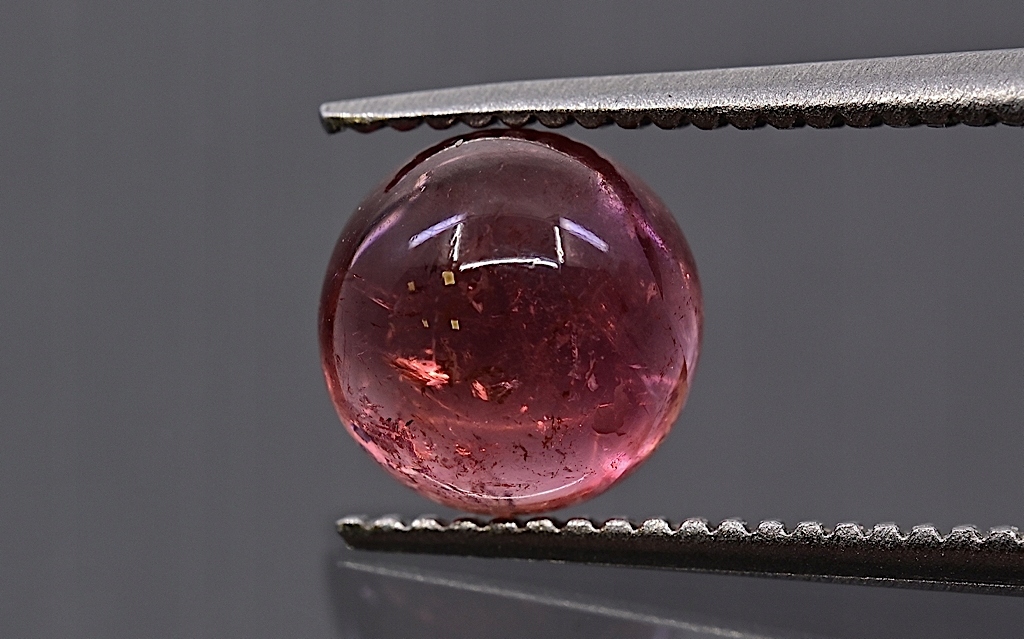 Turmalín kulatý kabošon fi 6,5 mm