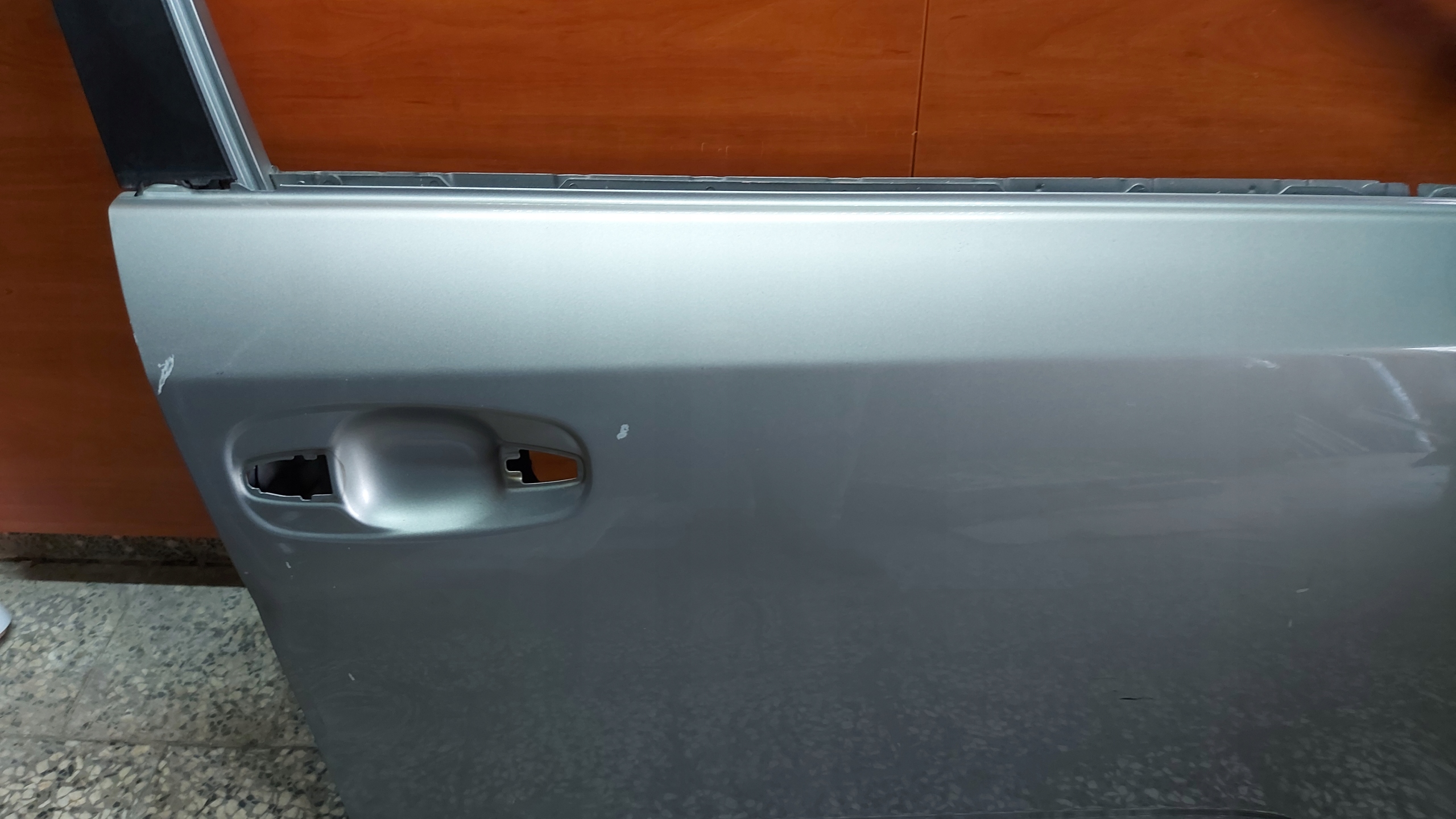 door right right front front TOYOTA AVENSIS T27
