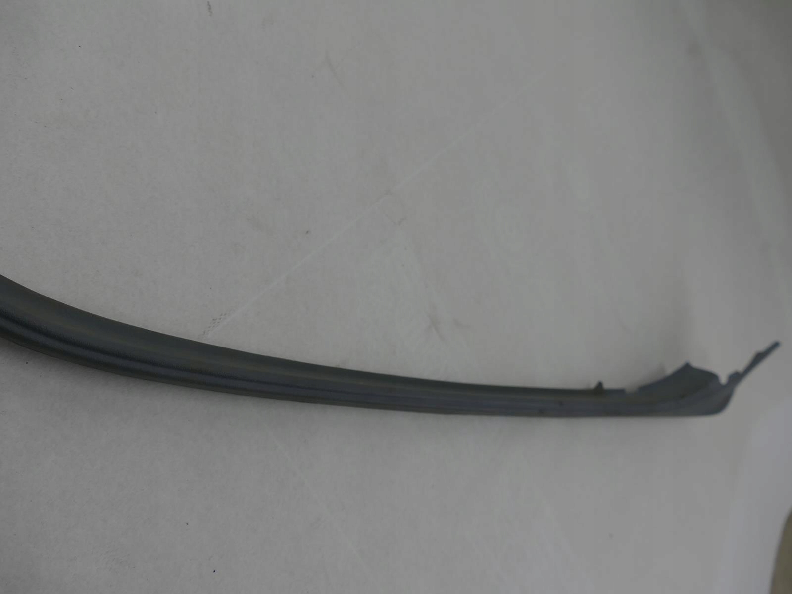 MERCEDES E W124 sedan frame door right front