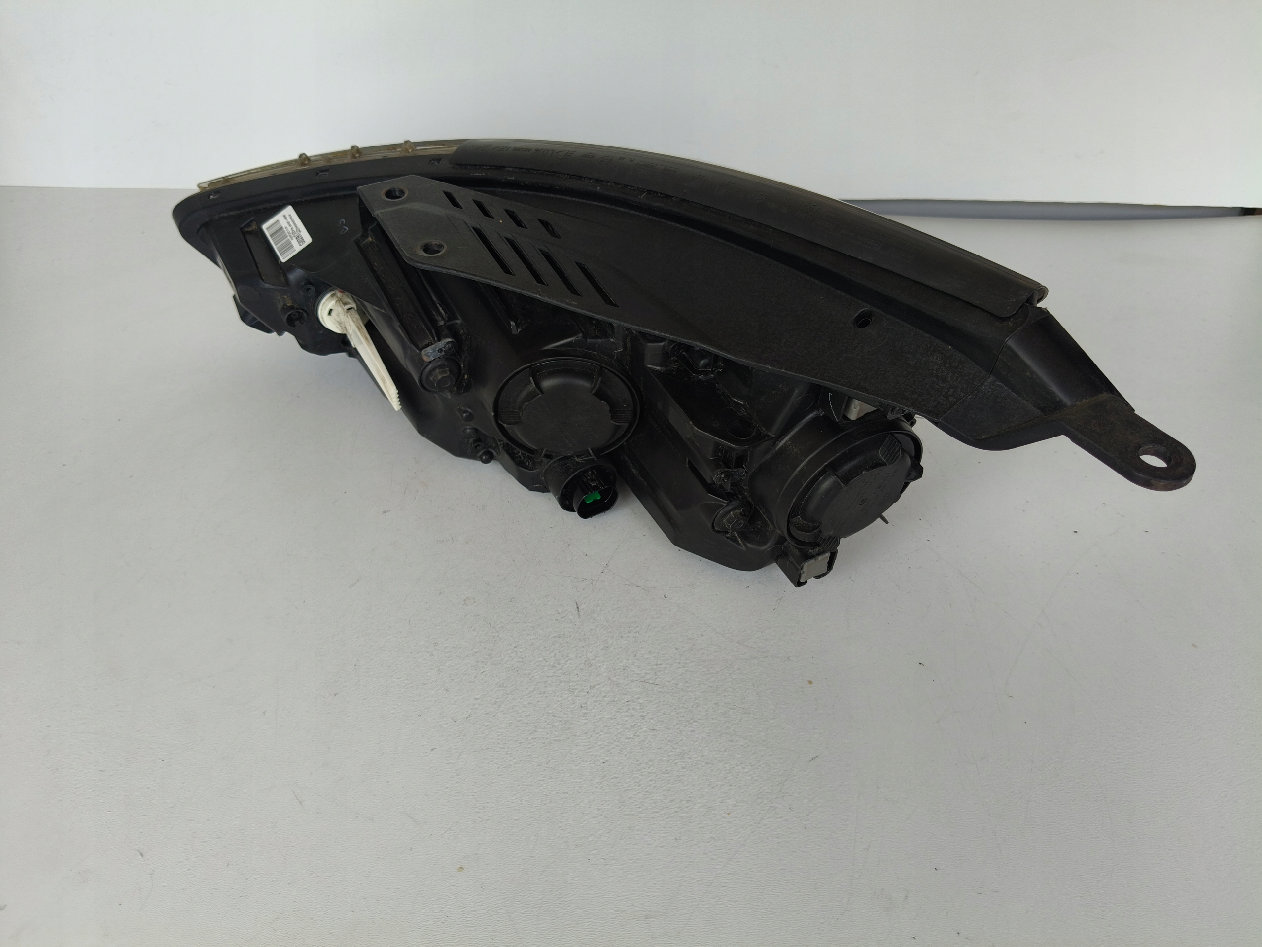 light right REFLEKTOR HYUNDAI I30 III 17