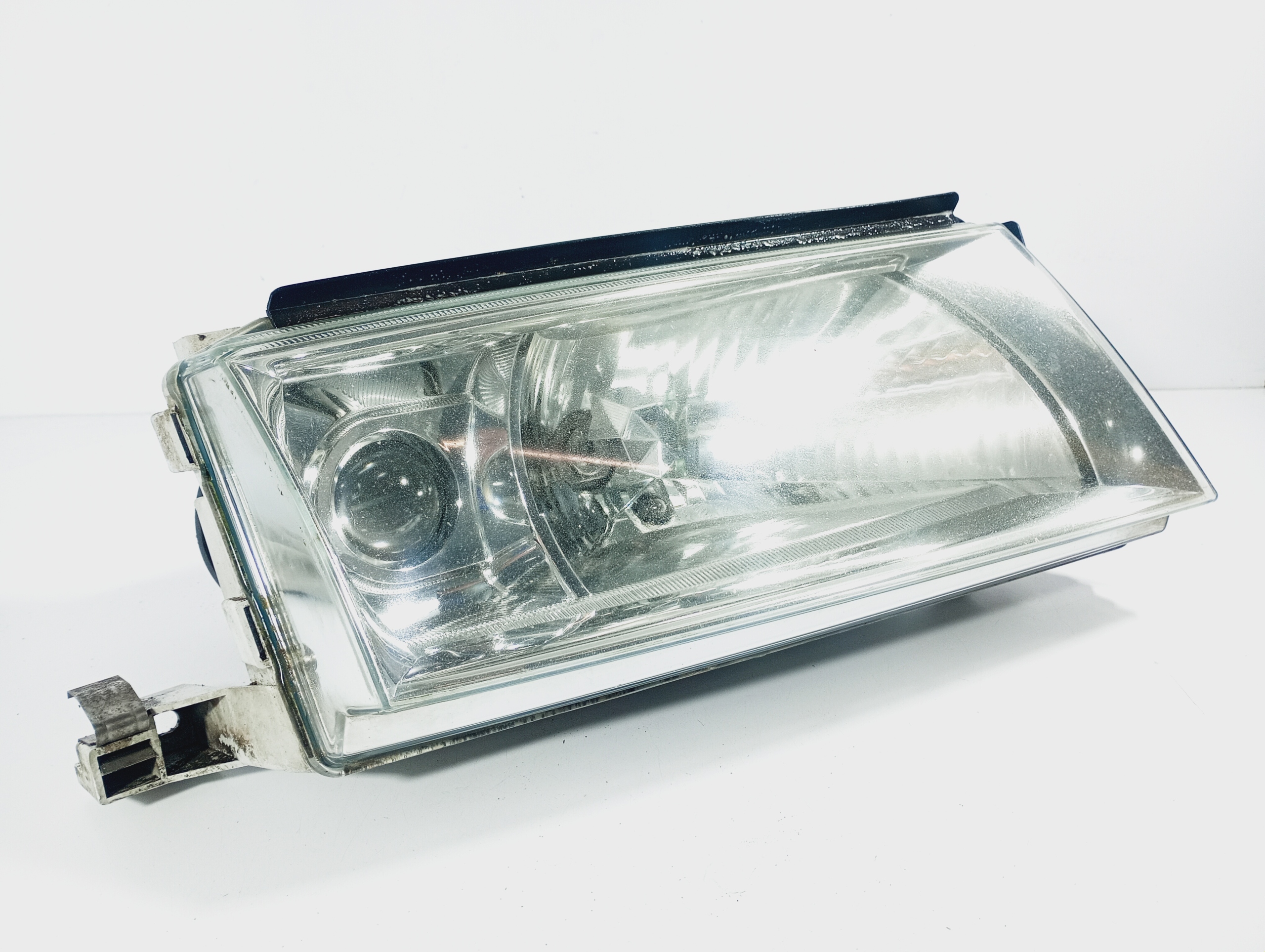 light right reflektor right front OE 1U1941016E Skoda Octavia 1 and 98-10