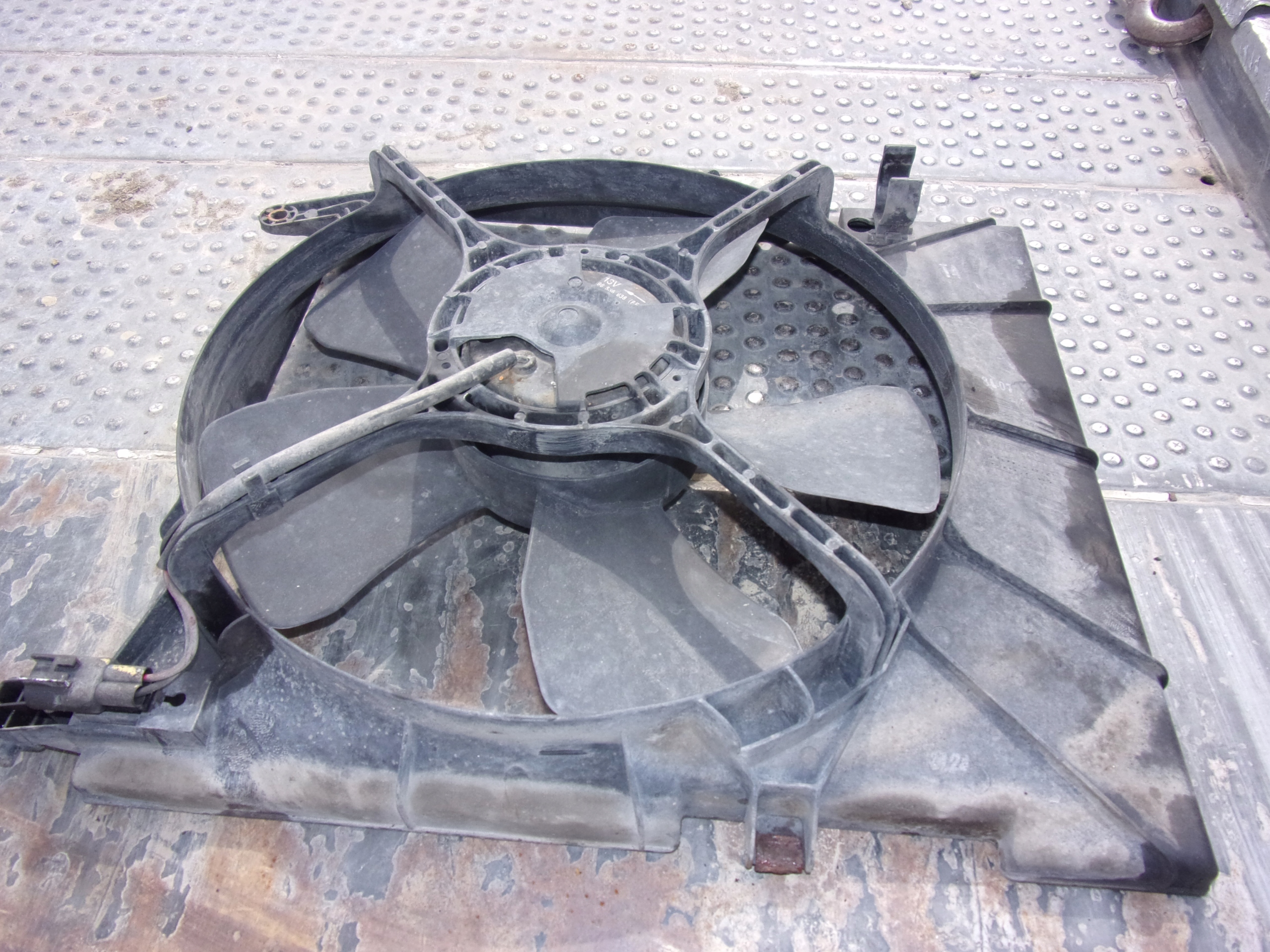 Wentylator chłodnicy Daewoo Kalos 1.2b Producent części Daewoo OE