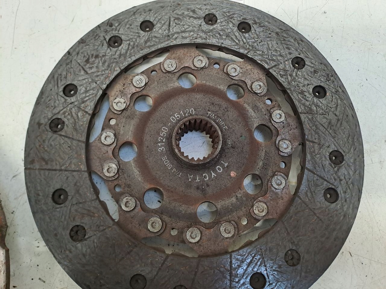wheel flywheel Toyota RAV4 III 2,2 DCAT