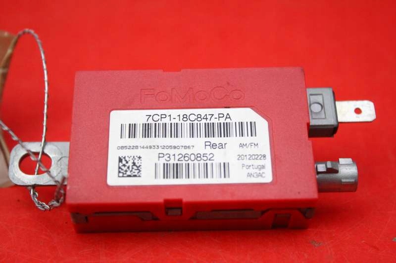 amplifier ANTENY 7CP1-18C847-PA VOLVO V60 10-13