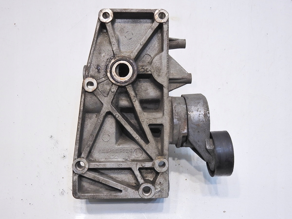 лапа Двигателя РОЛИК насос воды Accord VI 2.0 d