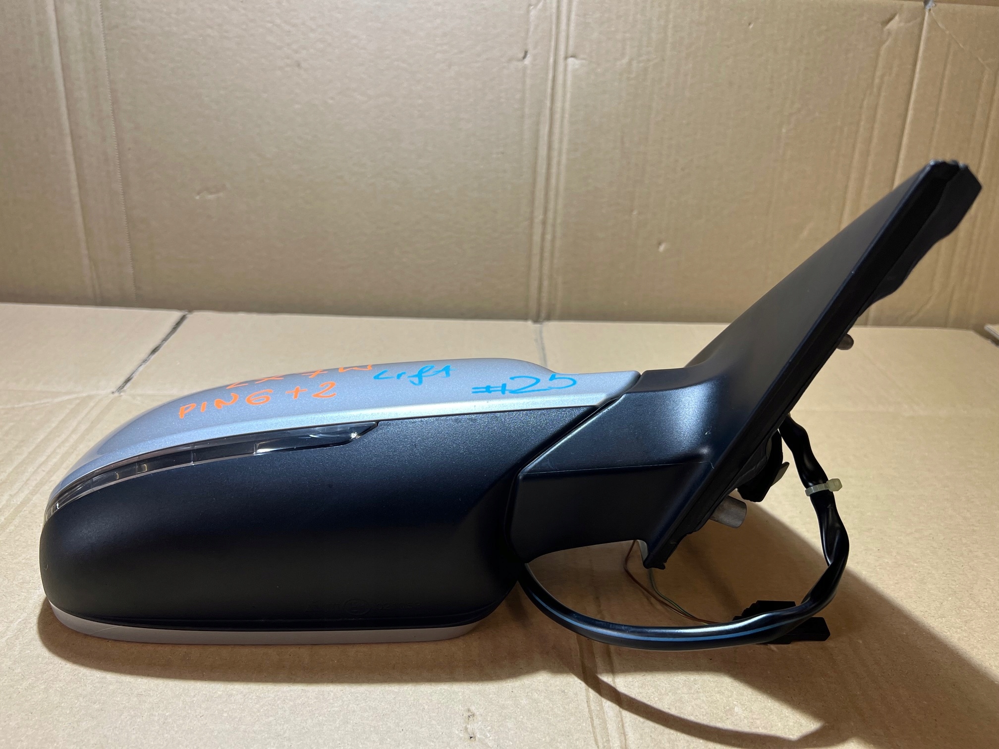 AUDI A4 B8 LIFT mirror exterior right 6 + 2 PIN LX7W