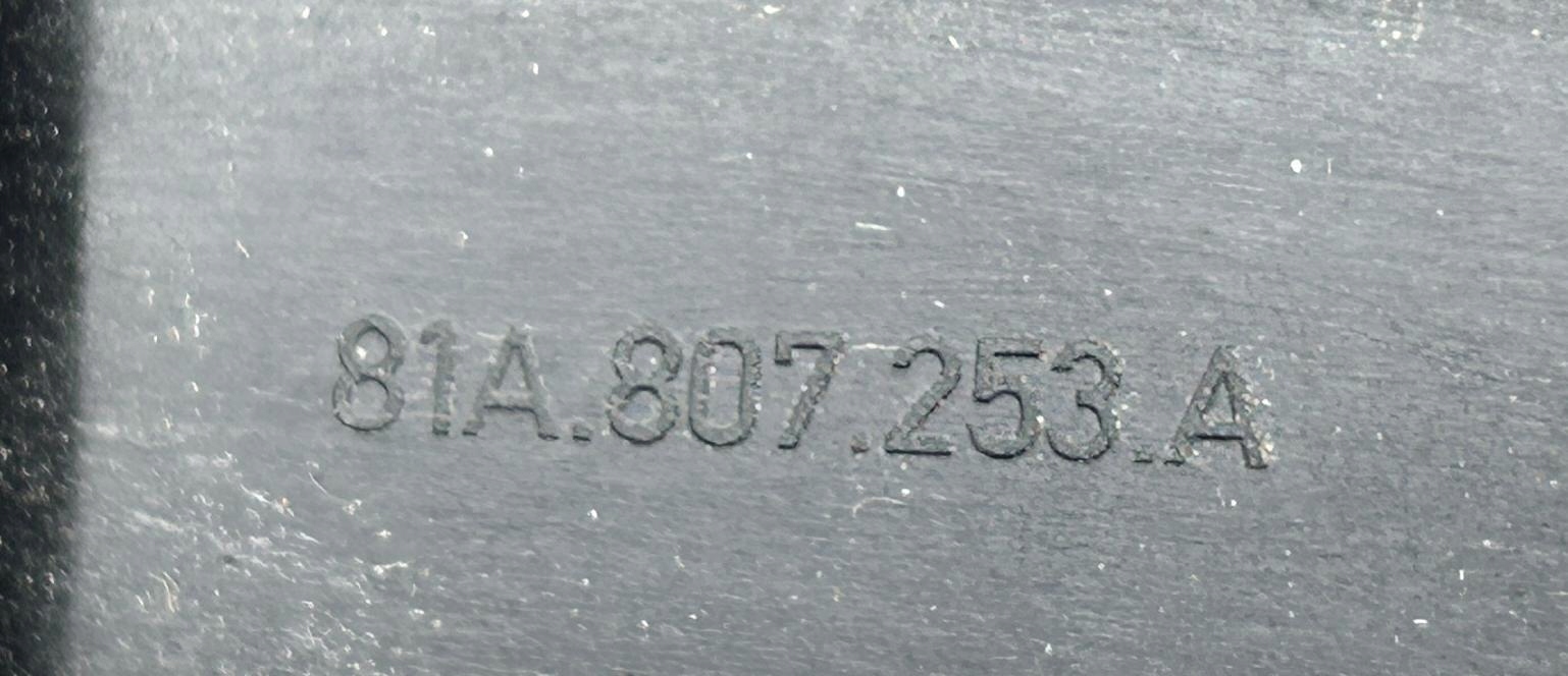 support left of a bumper rear part AUDI Q2 81A 81A807253A