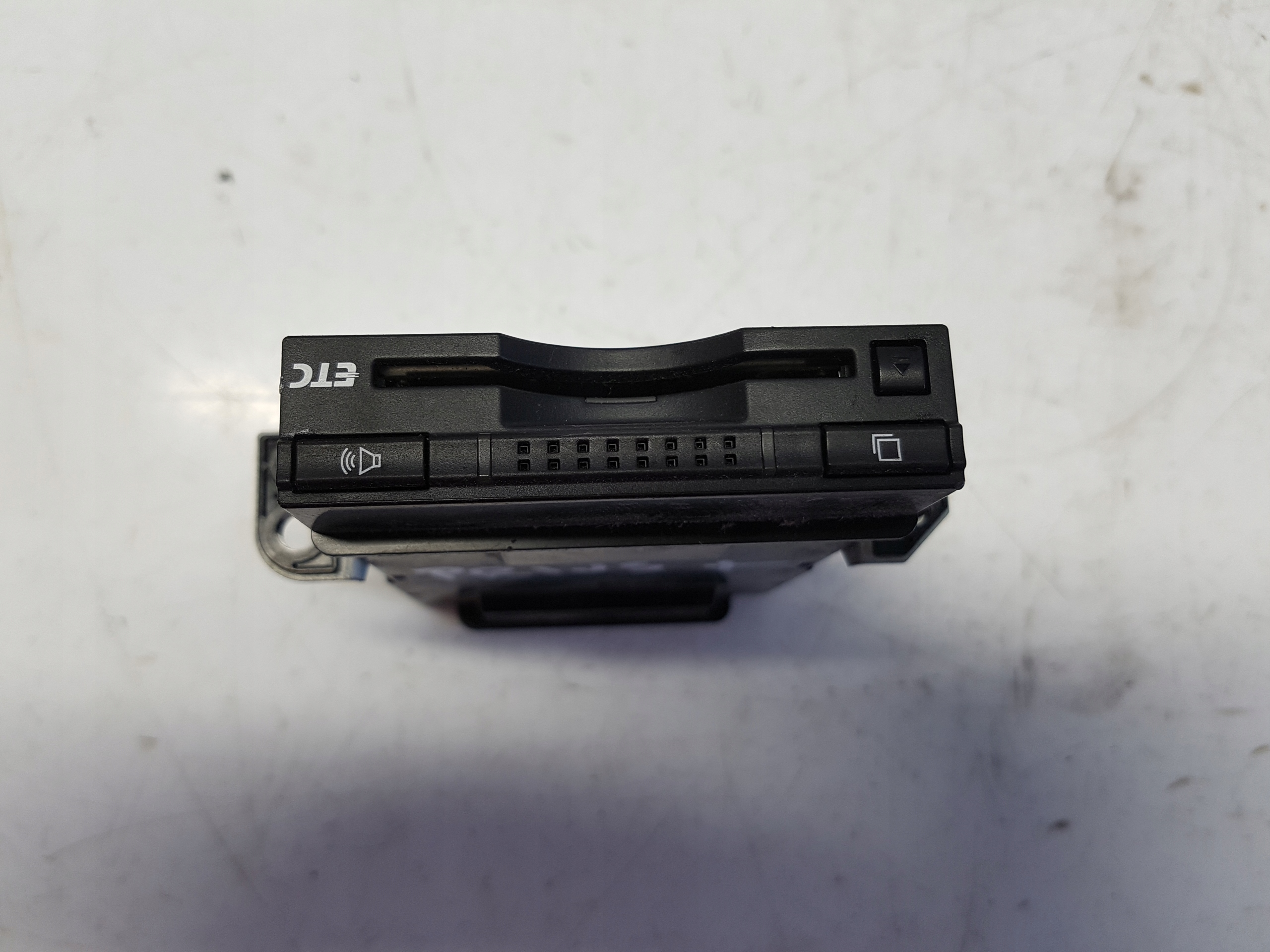 PRIUS III 3 plus + 1.8H module control unit etc