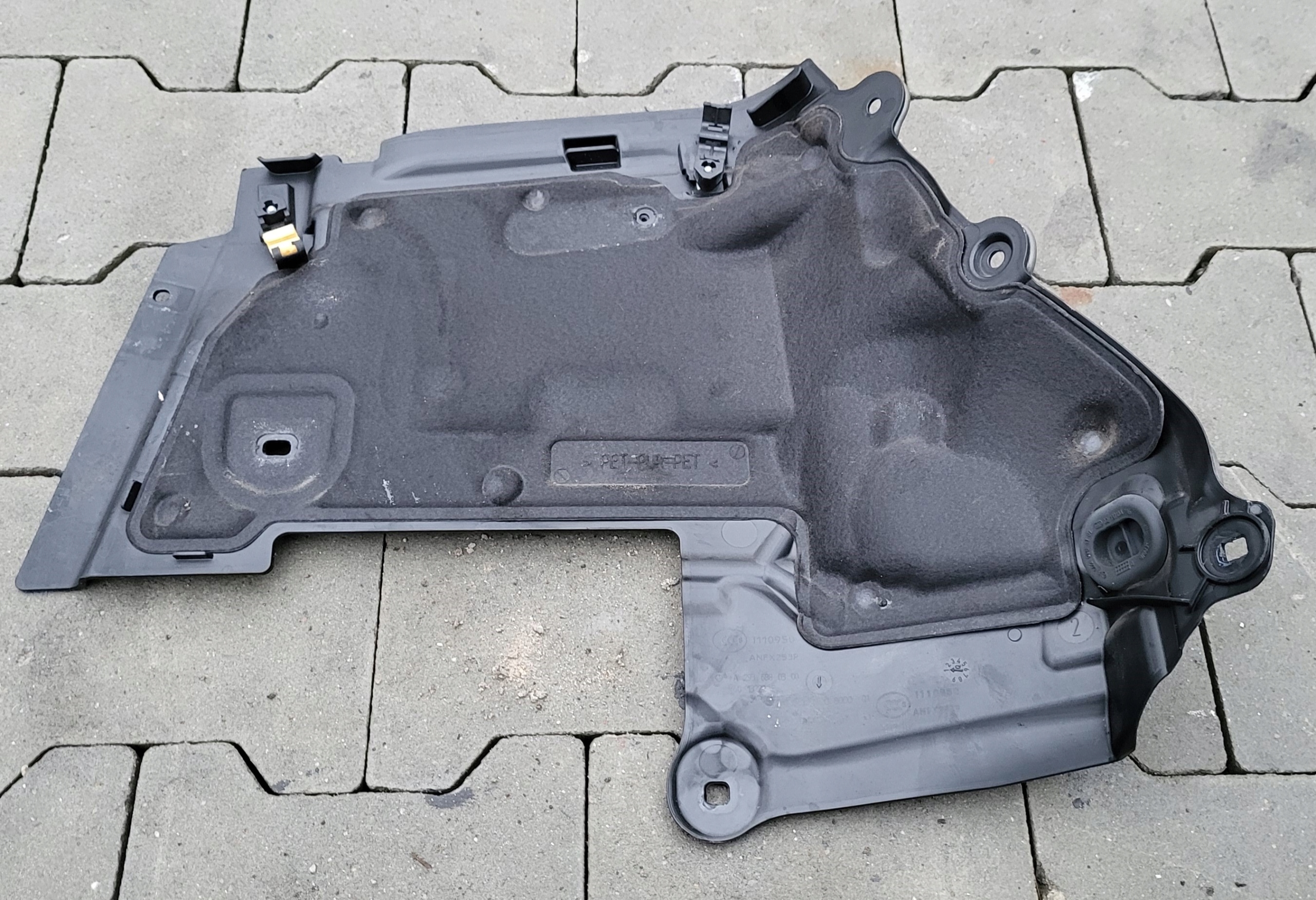 A2936880300 - MERCEDES E W213 перегородка
