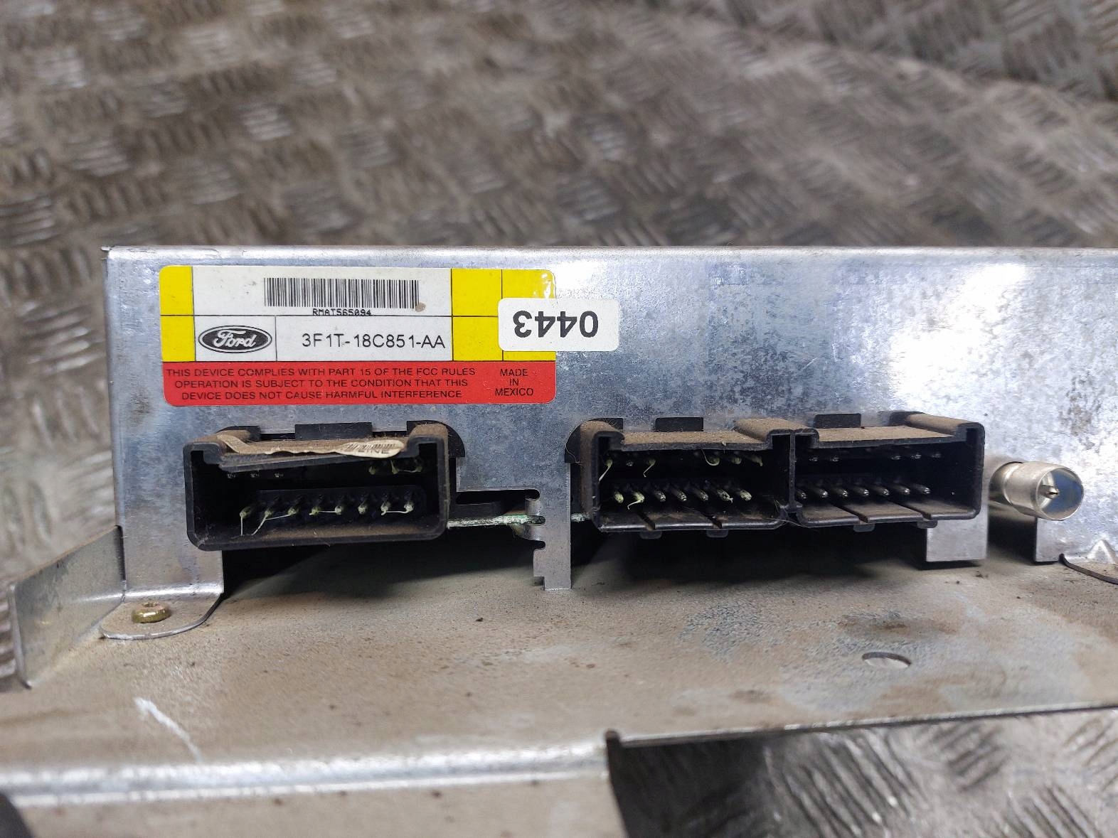 amplifier AUDIO FORD TAURUS IV 3F1T-18C851-AA