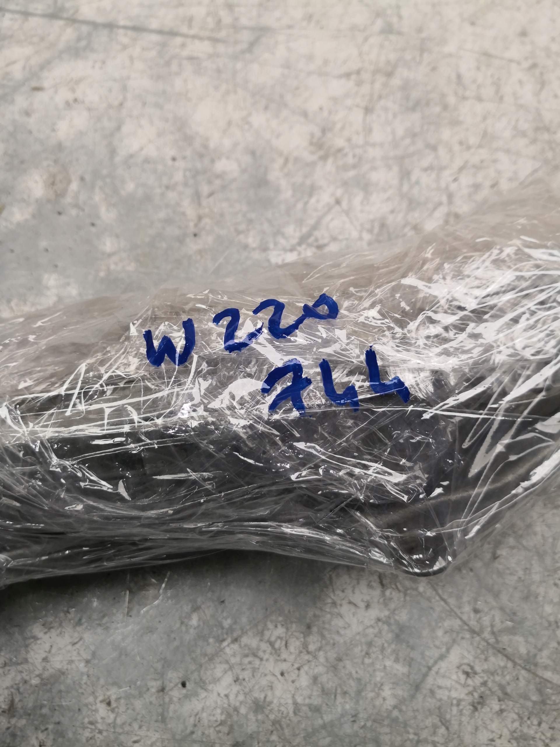 Cerniere cofano MERCEDES W220 2208800128 744