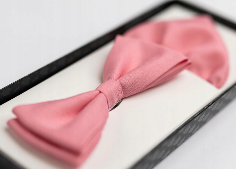 MUSZKA MUCHA ŁOSOŚ MĘSKA GŁADKA + WYPUSTKA