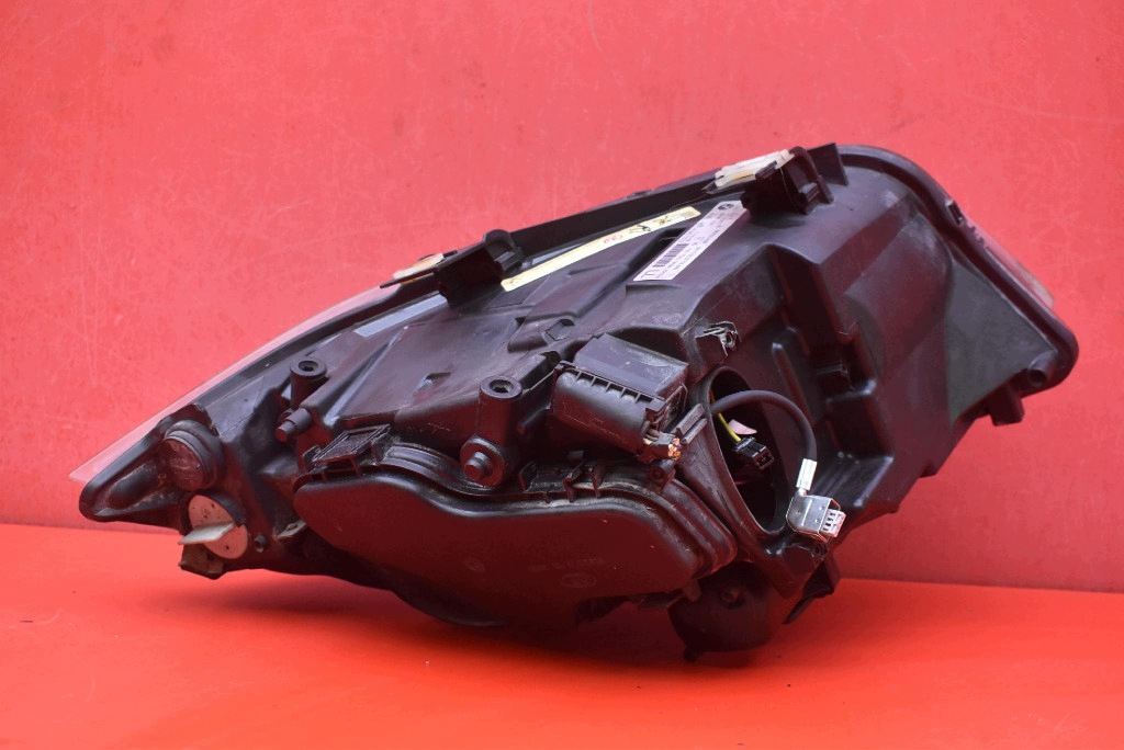 REFLEKTOR left light front lens XENON EU 69427379 BMW E90 E91 04-10
