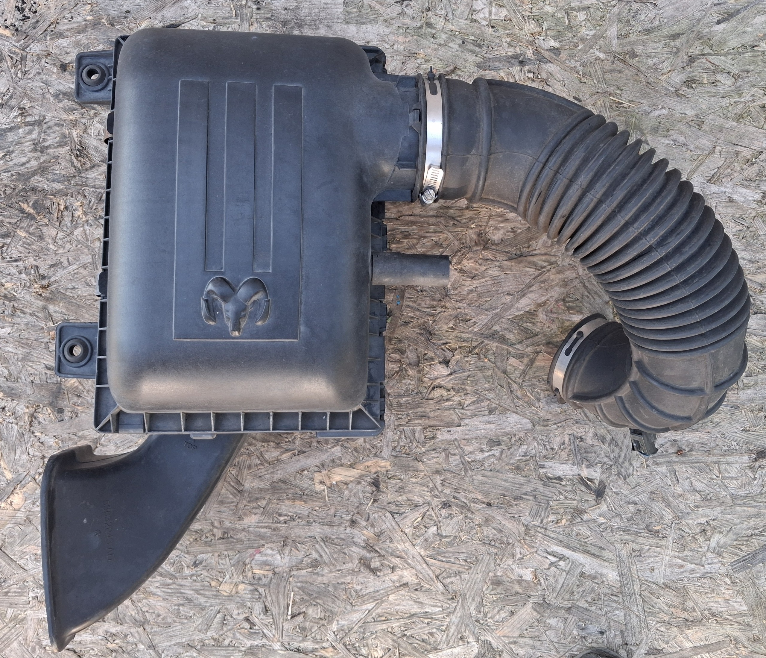 Gehäuse filter luft DODGE RAM 1500 5.7HEMI