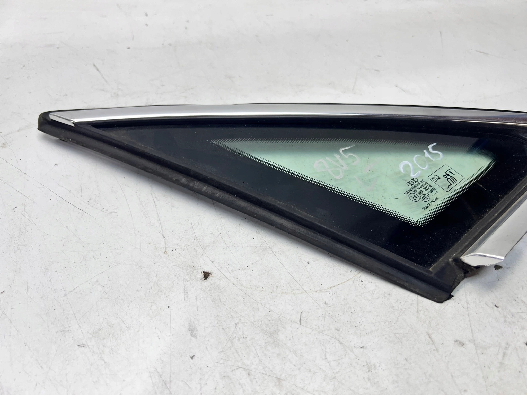 window bodywork left rear part AUDI A3 8V sedan 2015R 8V5845299K