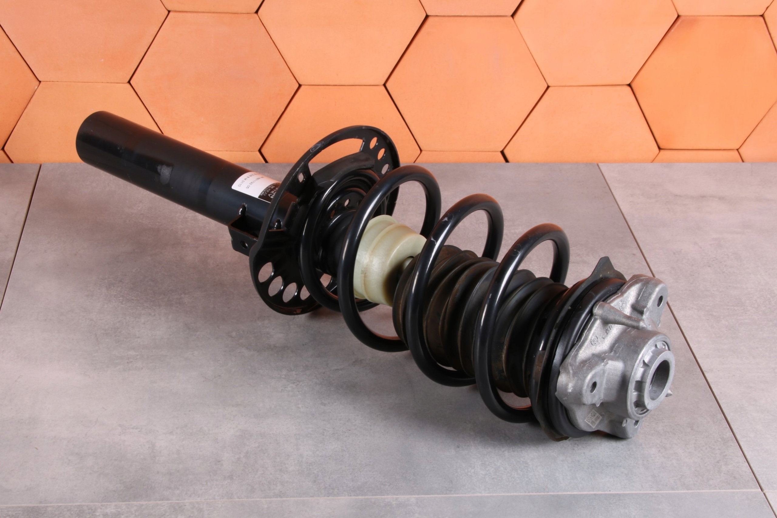 BMW X3 G01 G01 LCI 30eX B46X B48X shock absorber right front front 6871792