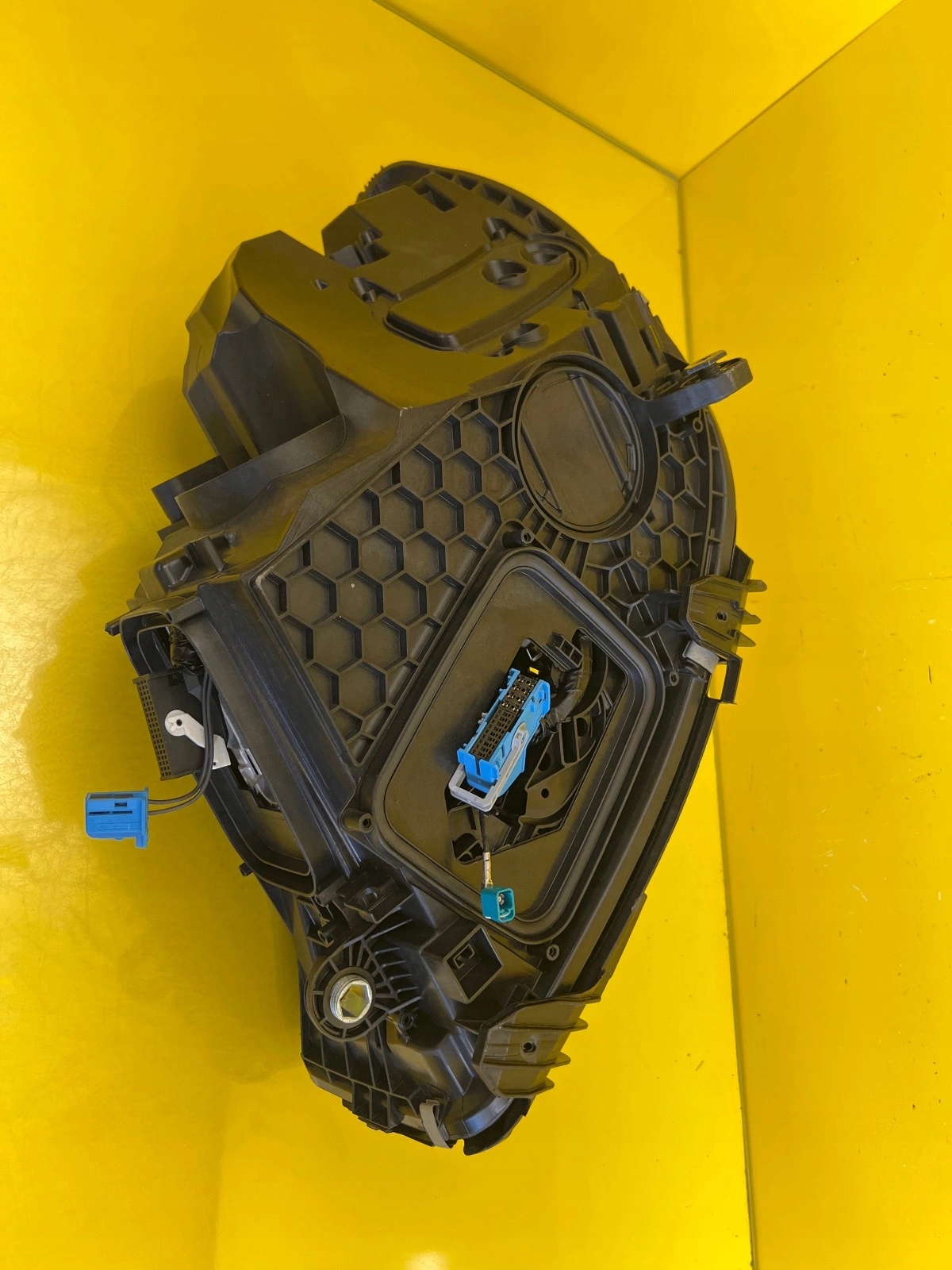 light right Mercedes C Klasa W206 A2069065404 Digital Light