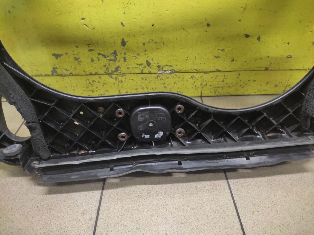 AUDI A6 C6 2.0 TDI support panel for radiators 1857769007