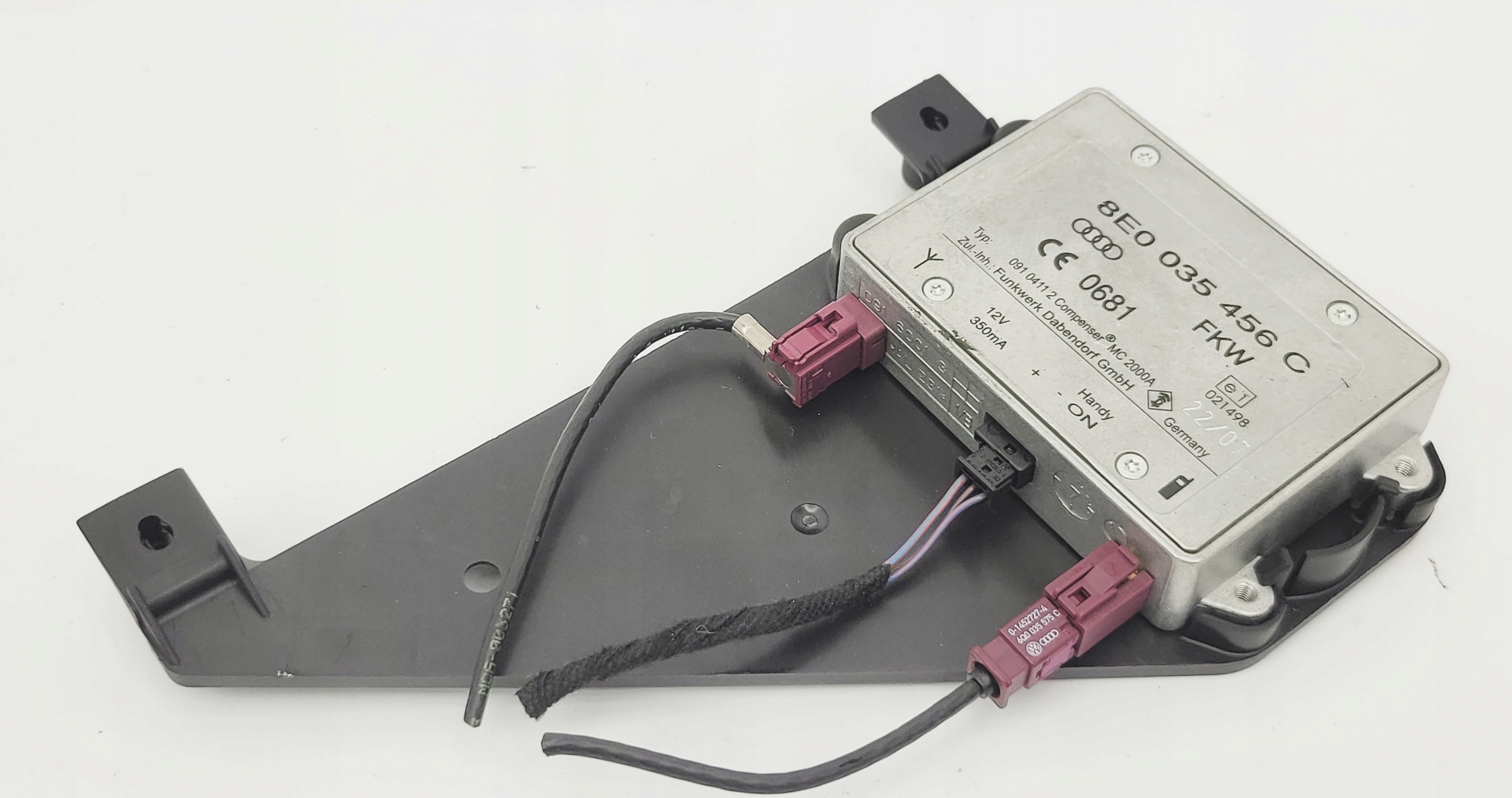 AUDI A6 C6 amplifier module aerial RADIA TELEFONU 8E0035456C