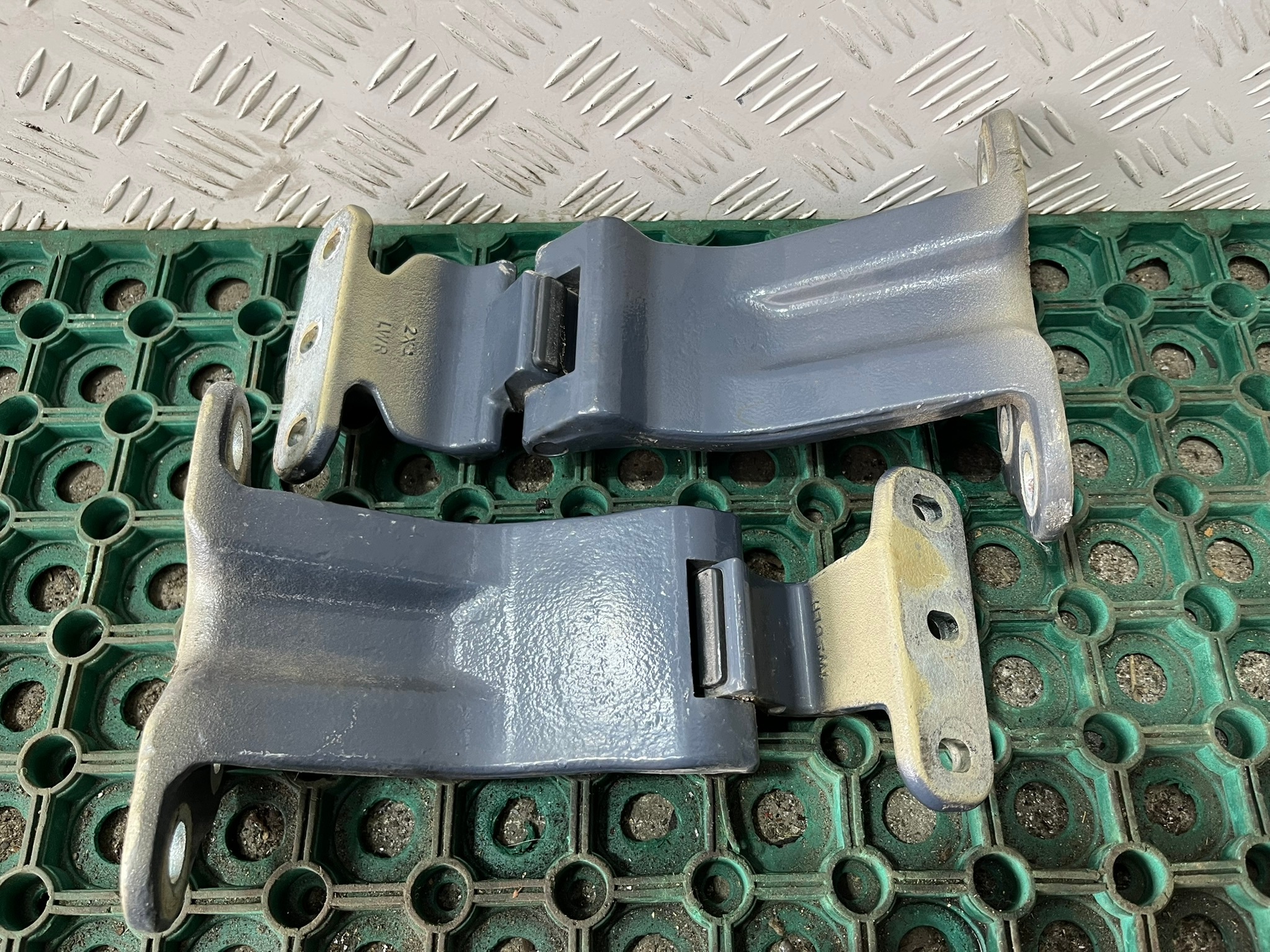FORD TRANSIT CUSTOM LIFT 18-22 hinge door rear left upper + lower KPL
