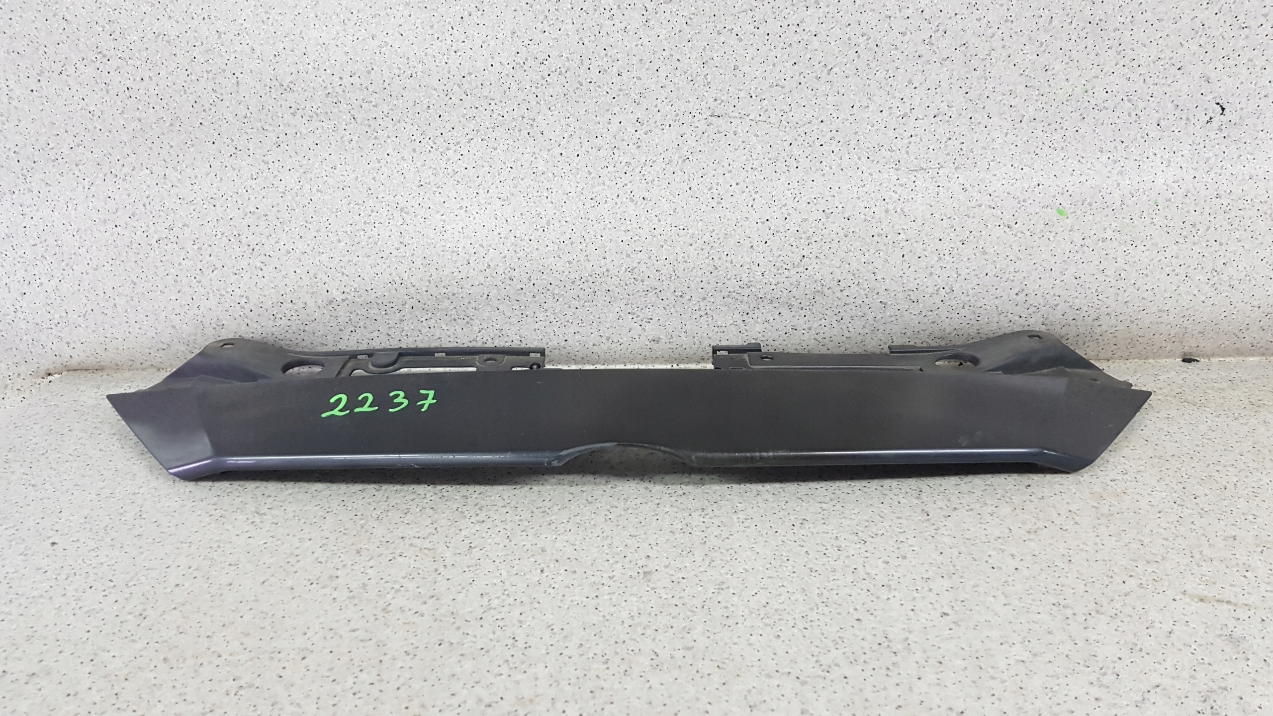 MAZDA 3 III BM 2013 - moulding grille front + pillar 2237