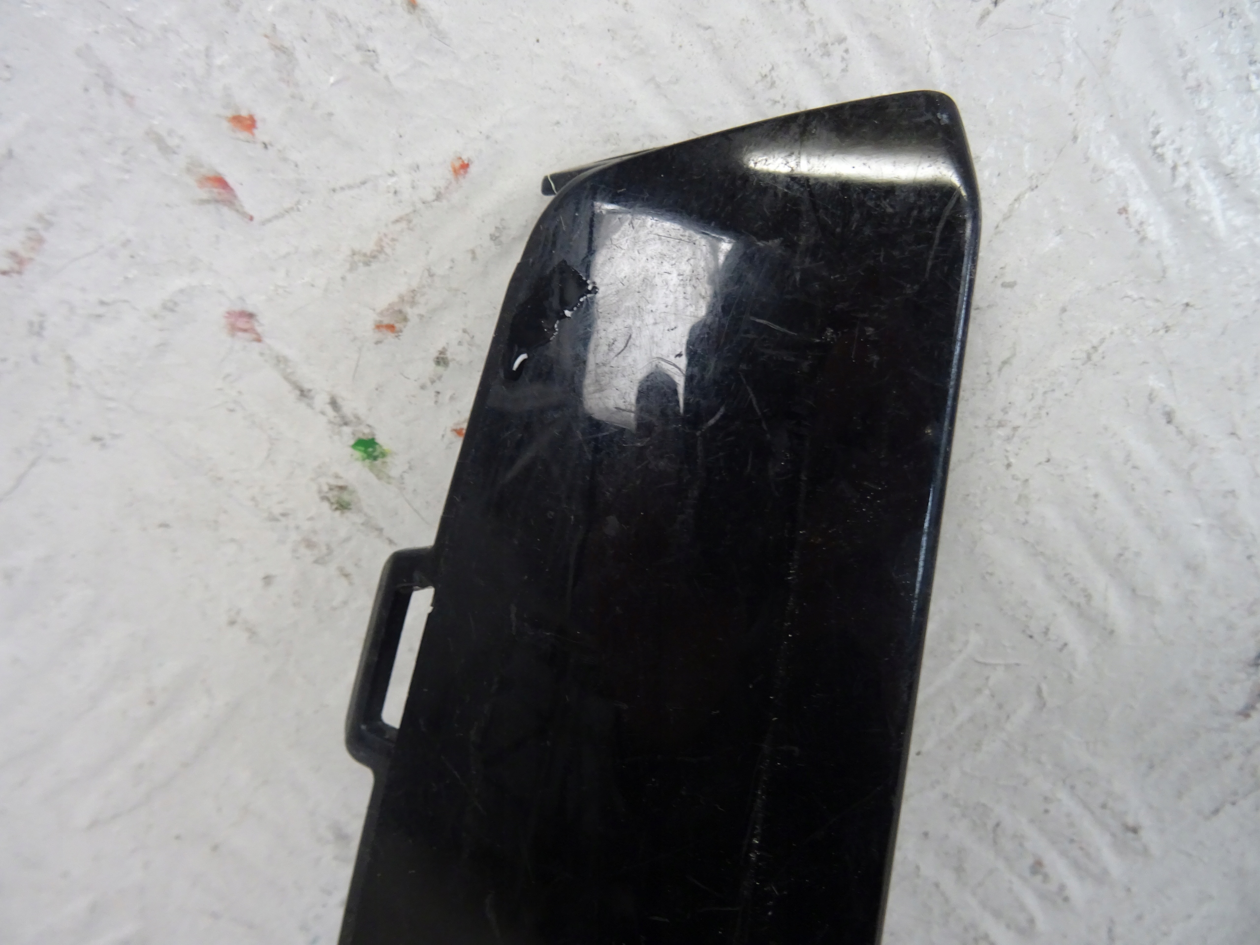 moulding of a bumper front front right AUDI Q7 4M0 LIFT S-LINE 4M0807300A