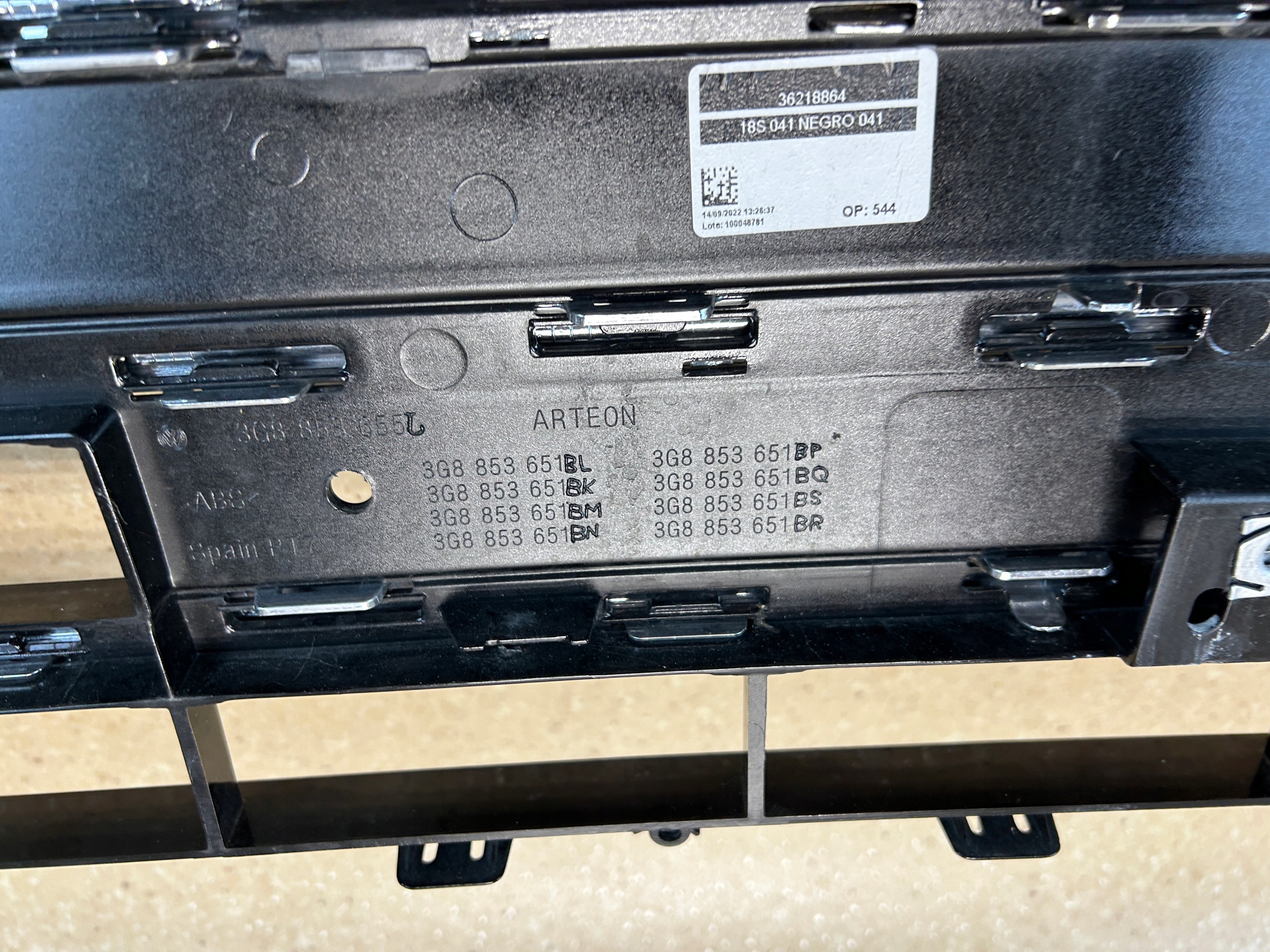 VW Arteon 3H Kühlergrill FRONTGRILL Kühlergitter 3G8853651BL - Thumbnail 8