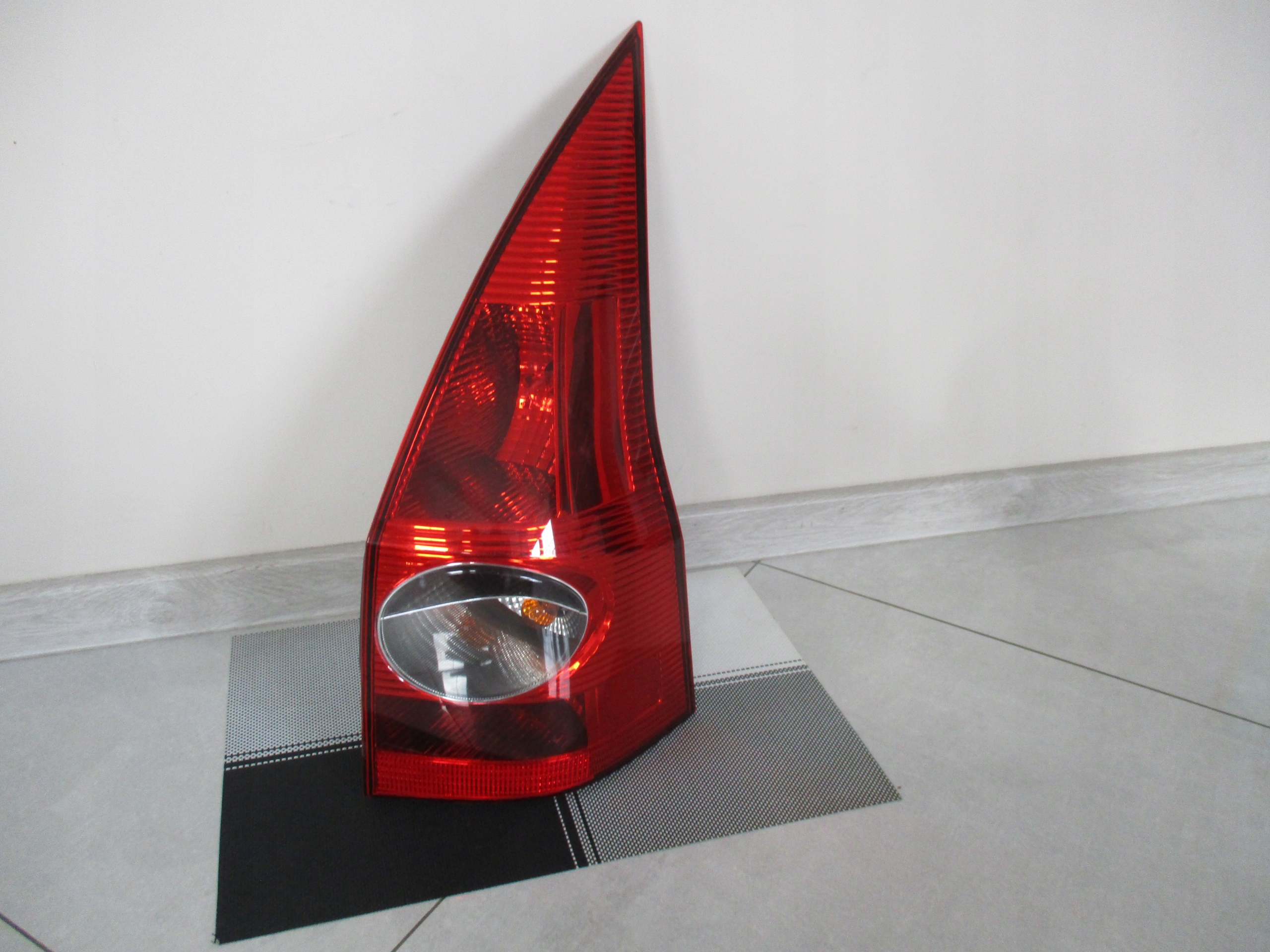 light right rear part Renault Megane II Kombi 8200142683