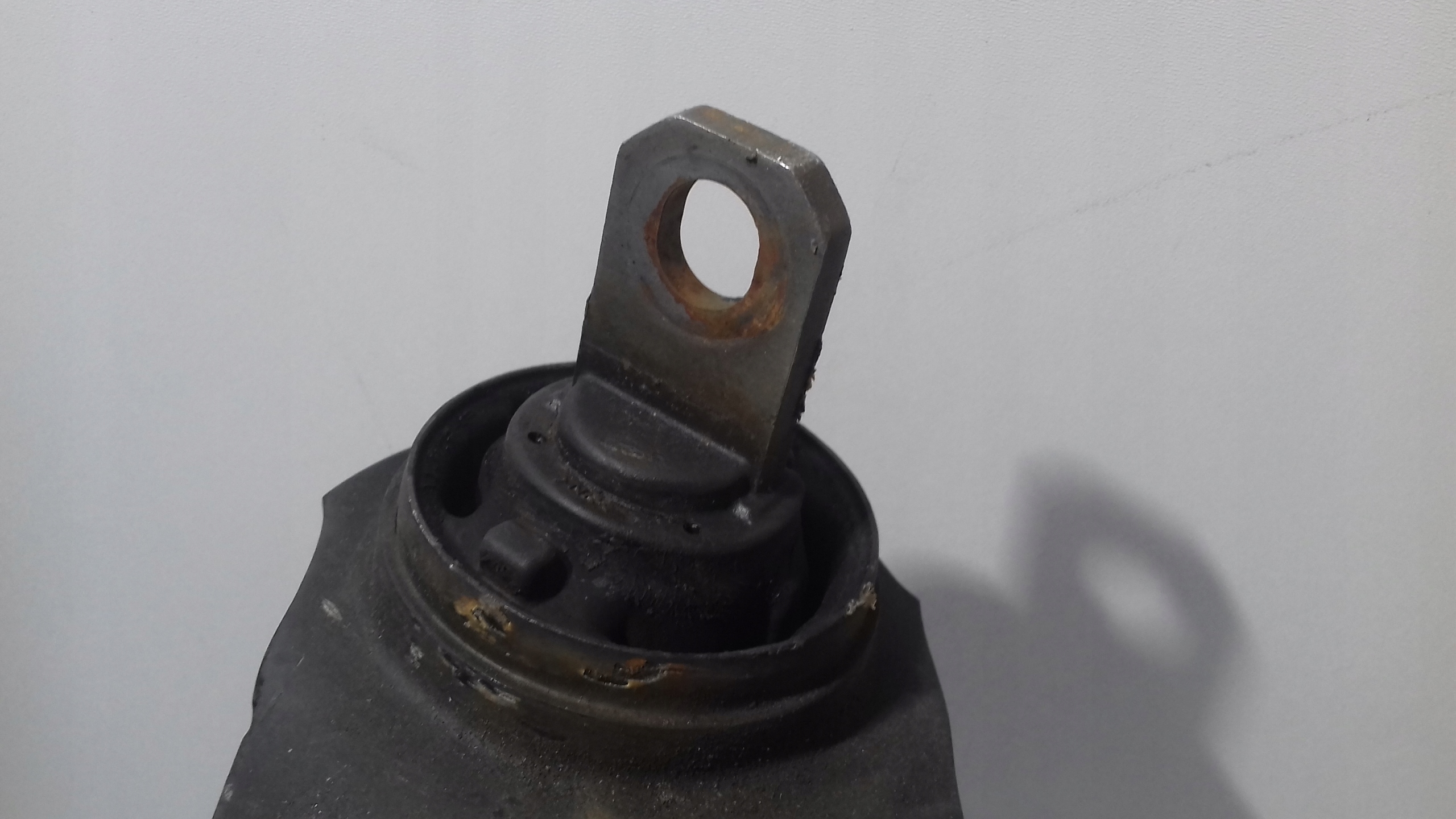 MAZDA 3 BM arm rear right 2013