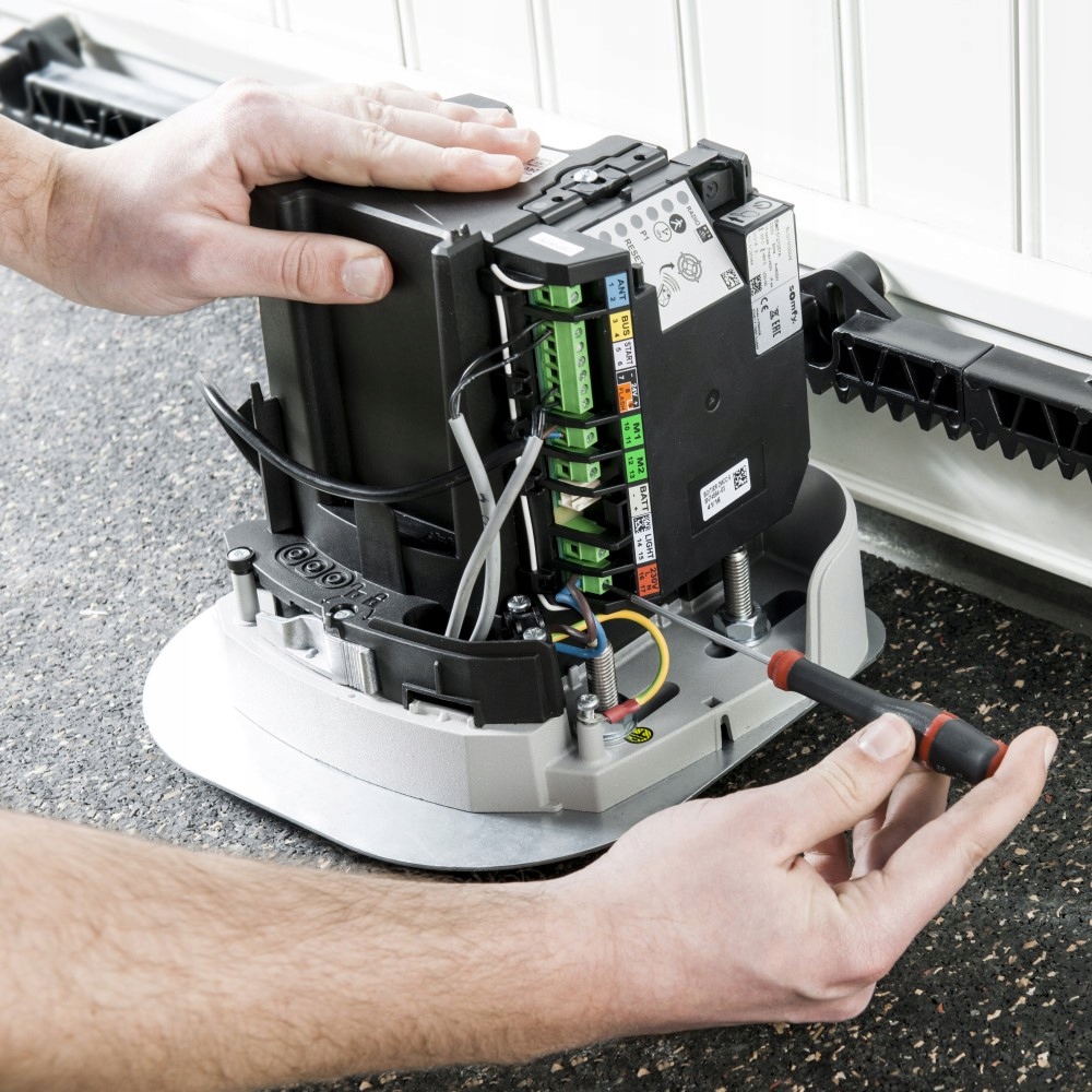 Somfy napęd do bramy przesuwnej Slidy moove 300 Marka Somfy