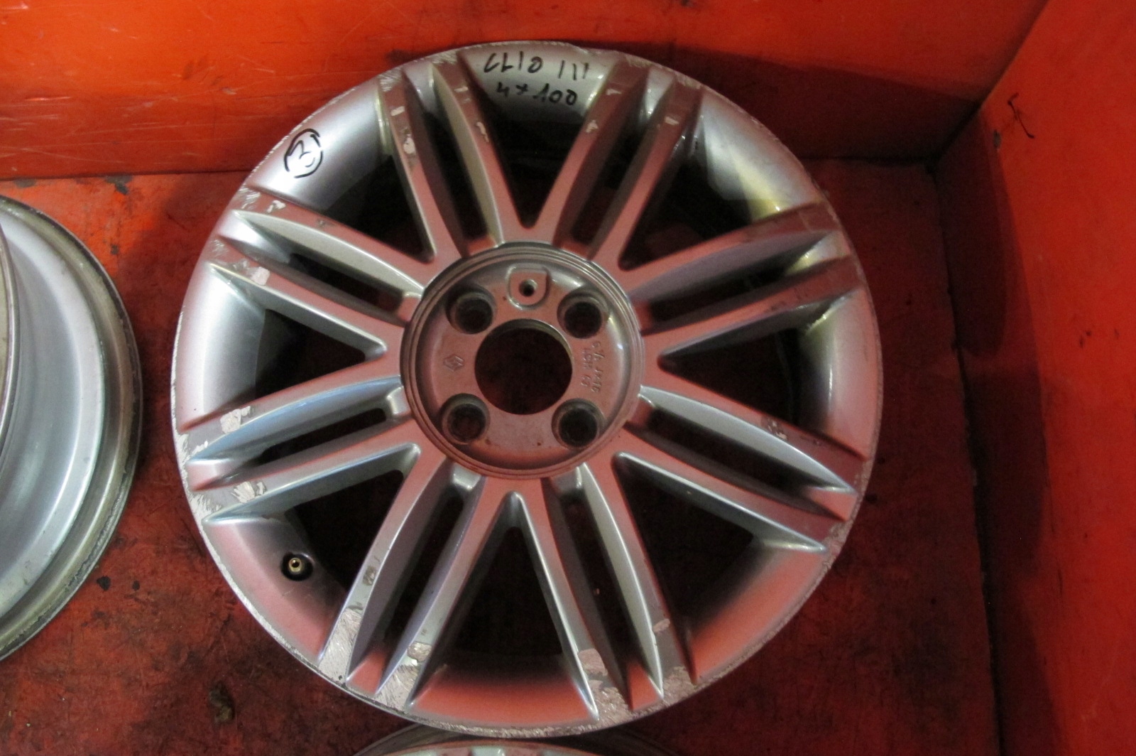 RENAULT CLIO 3 III discs aluminium 16'' 4x100 6.5J ET43 KOMPLET