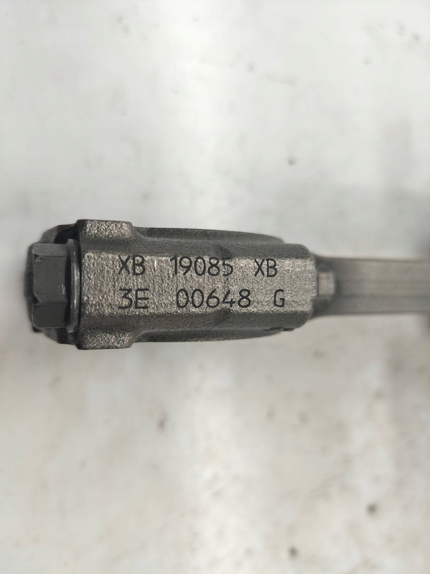 piston connecting rod 1.6 SCE Dacia Duster II (2017-2024)