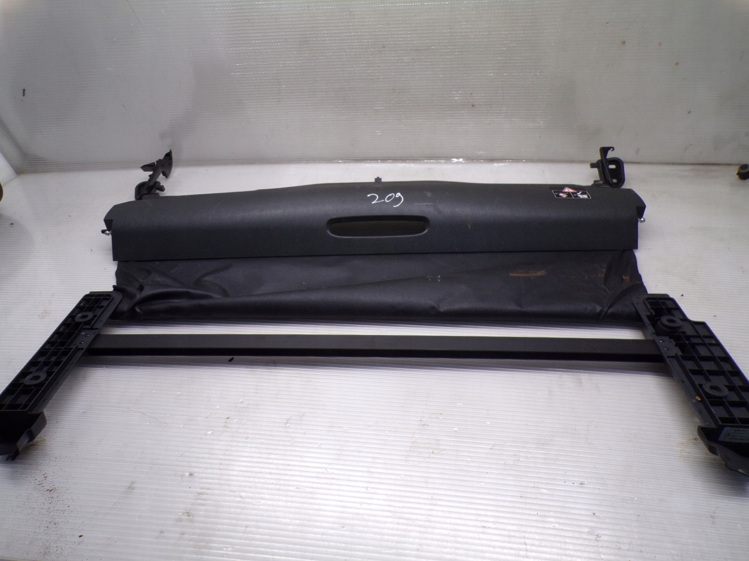 Шторка багажника MERCEDES W209 CABRIO