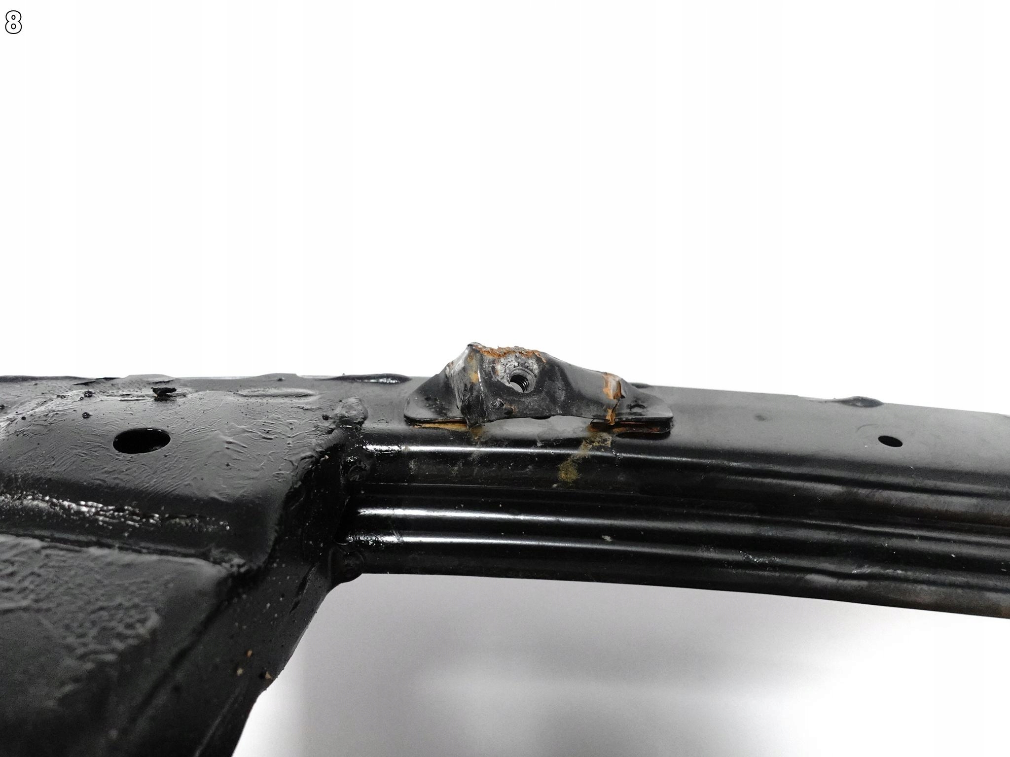MG 4 MG4 EV ELECTRIC 22- sider console bar, wall W bumper front