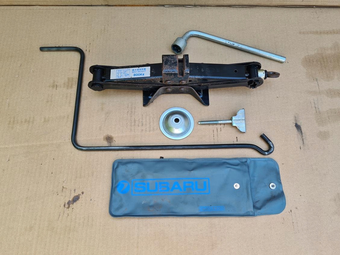 КЛЮЧ ДОМКРАТ КОМПЛЕКТ SUBARU LEGACY III
