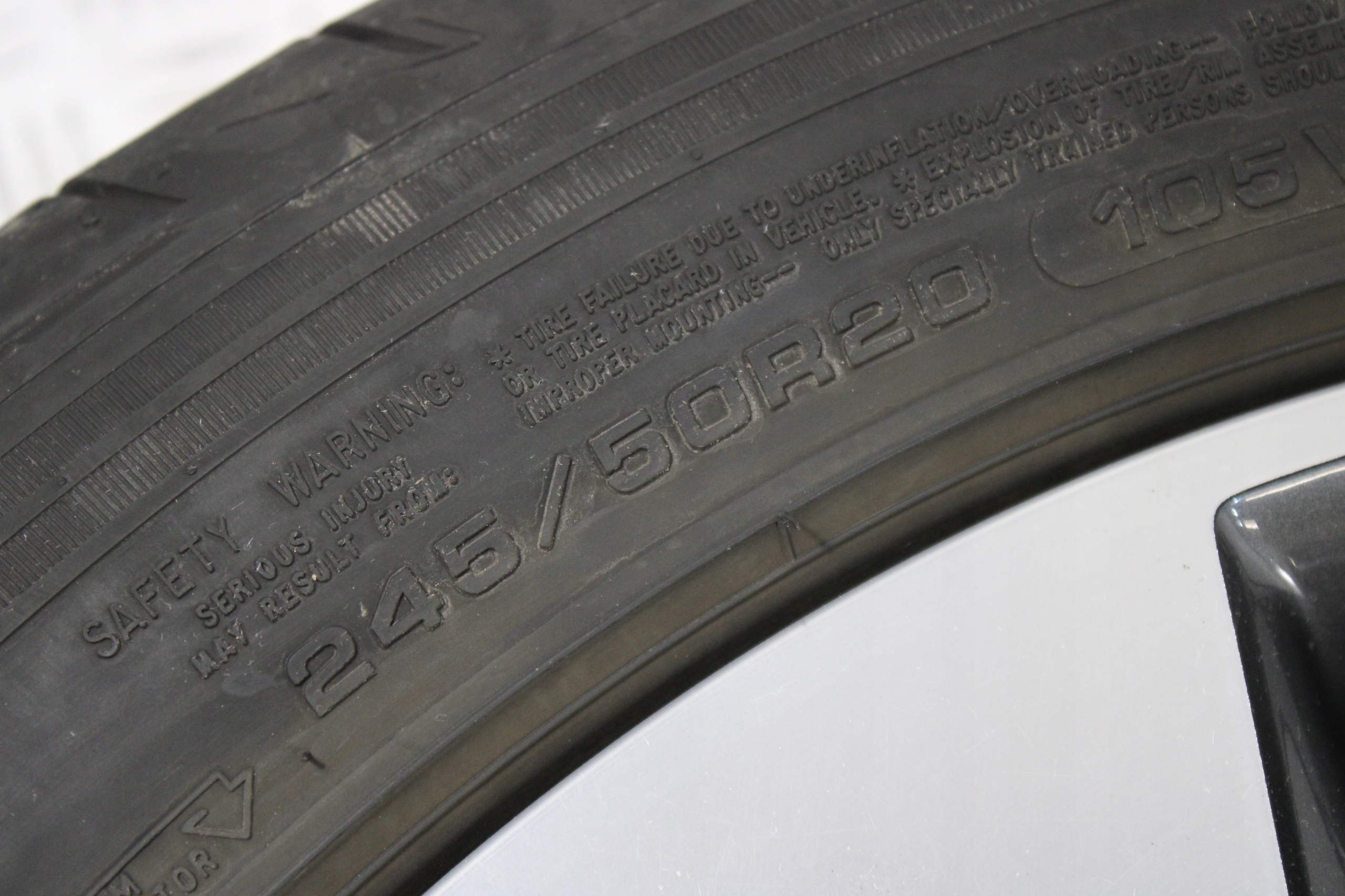wheels discs disc 245/50 R20 ET52 JAGUAR and-PACE X590 EV400 J9D3-BC