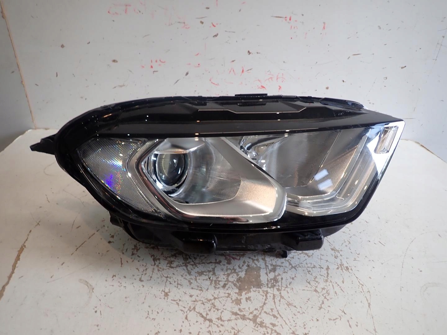 light front right FORD ECOSPORT LIFT 2017- XENON