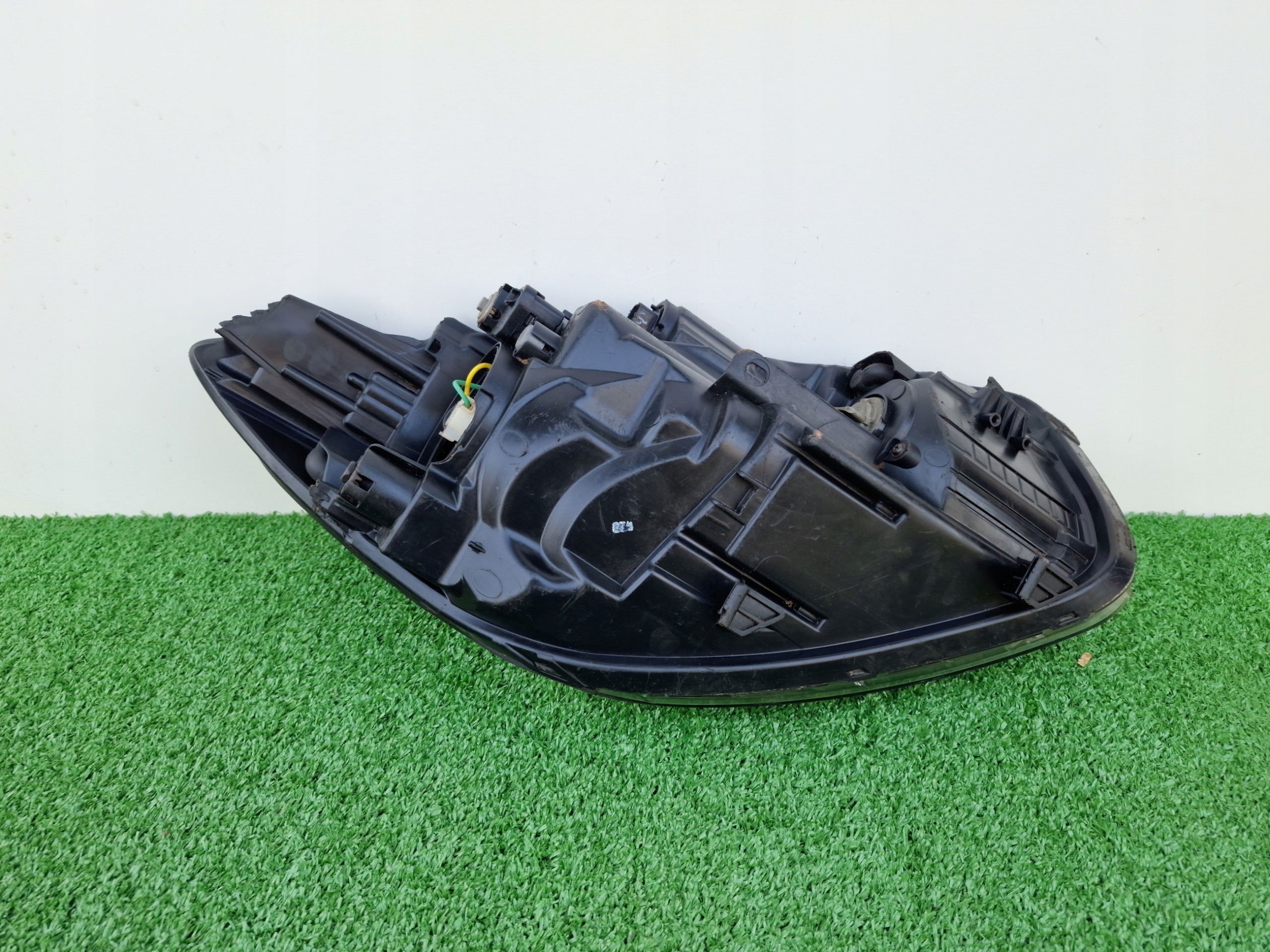 KIA PICANTO 11-15 ROK left light front + mini motor