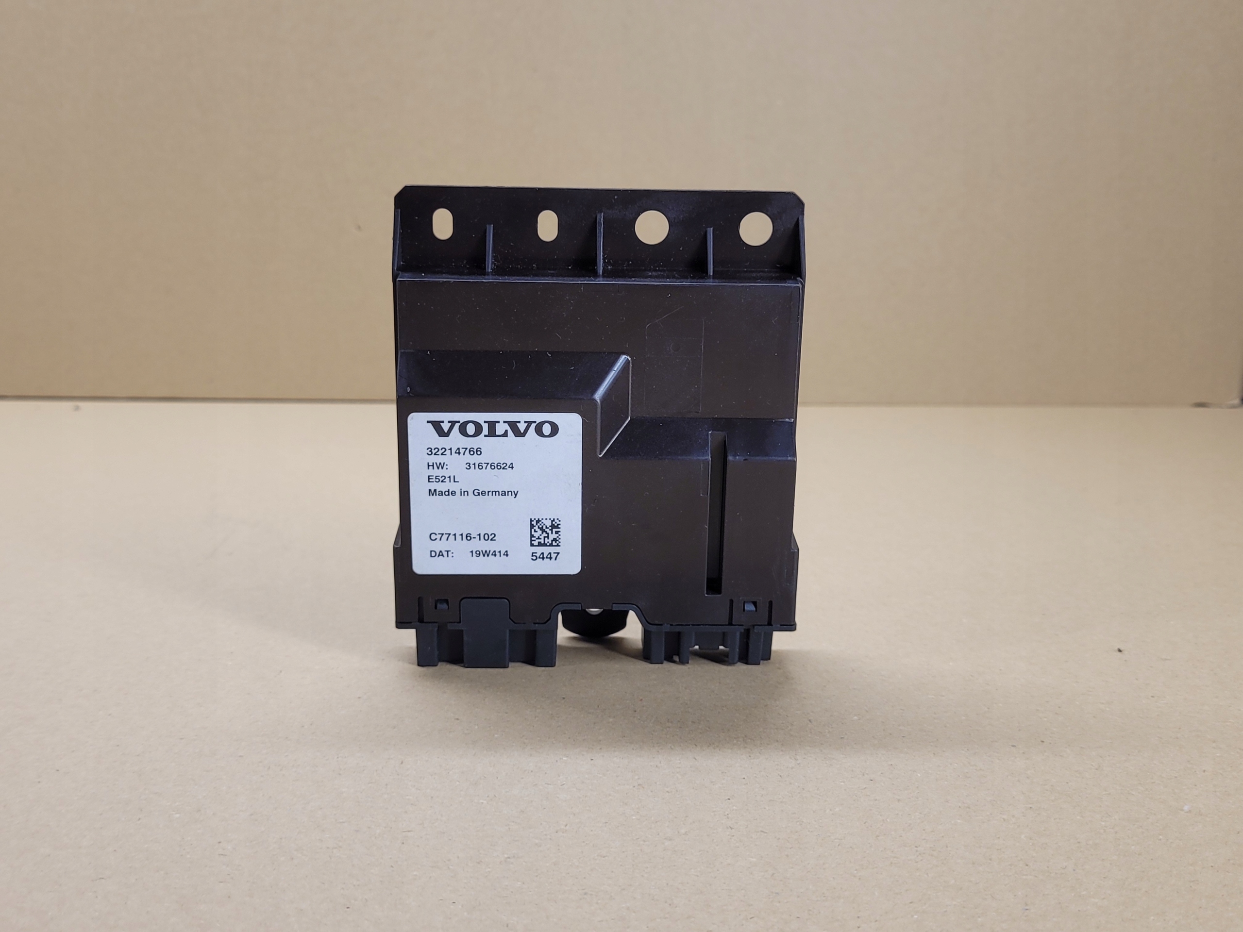 control unit module bonnet electrical of the rear boot VOLVO XC90 2015